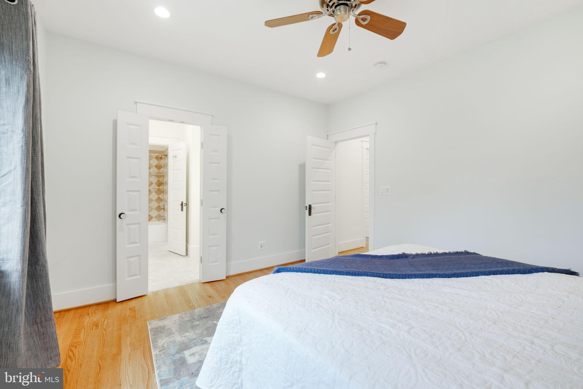 5 Charles Cir SW