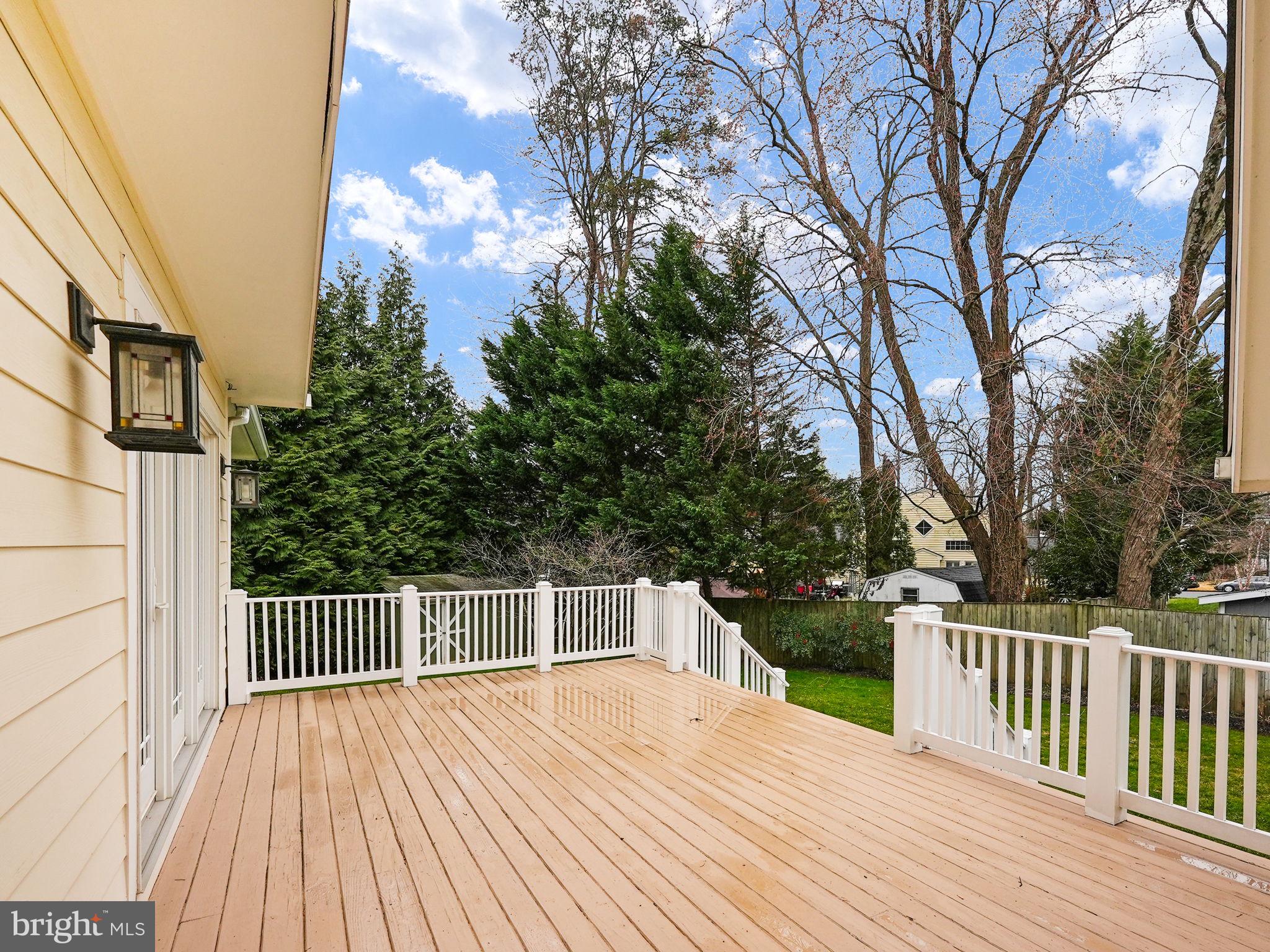 5 Charles Cir SW
