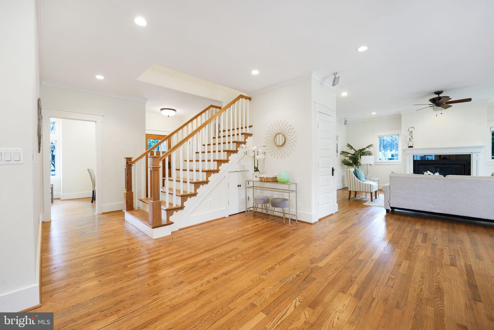 5 Charles Cir SW