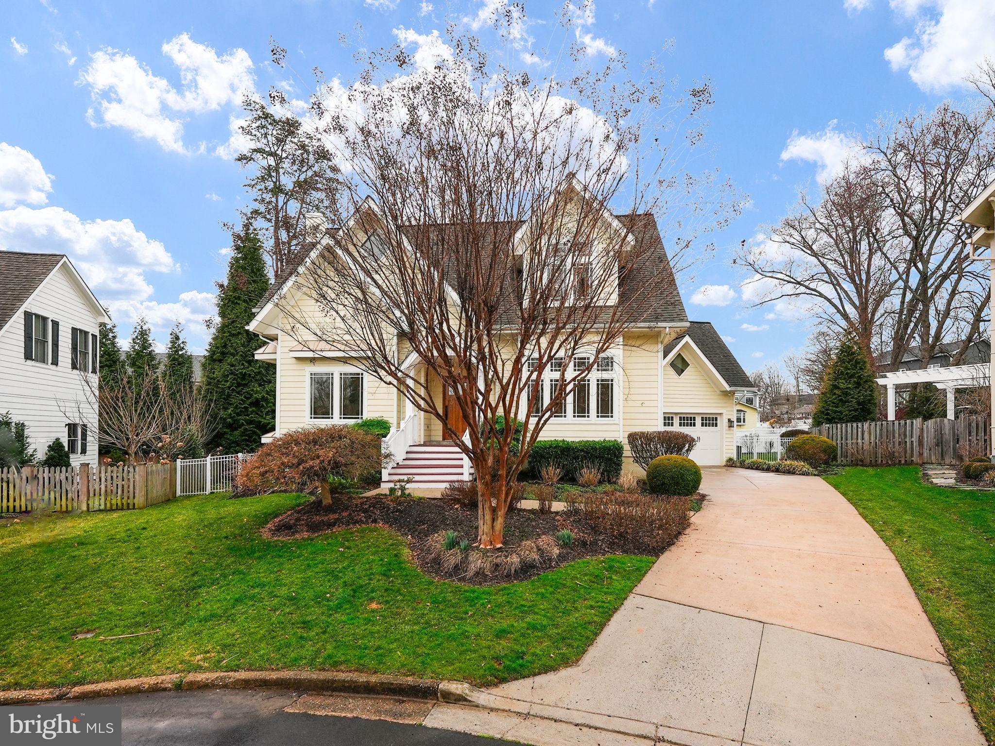 5 Charles Cir SW