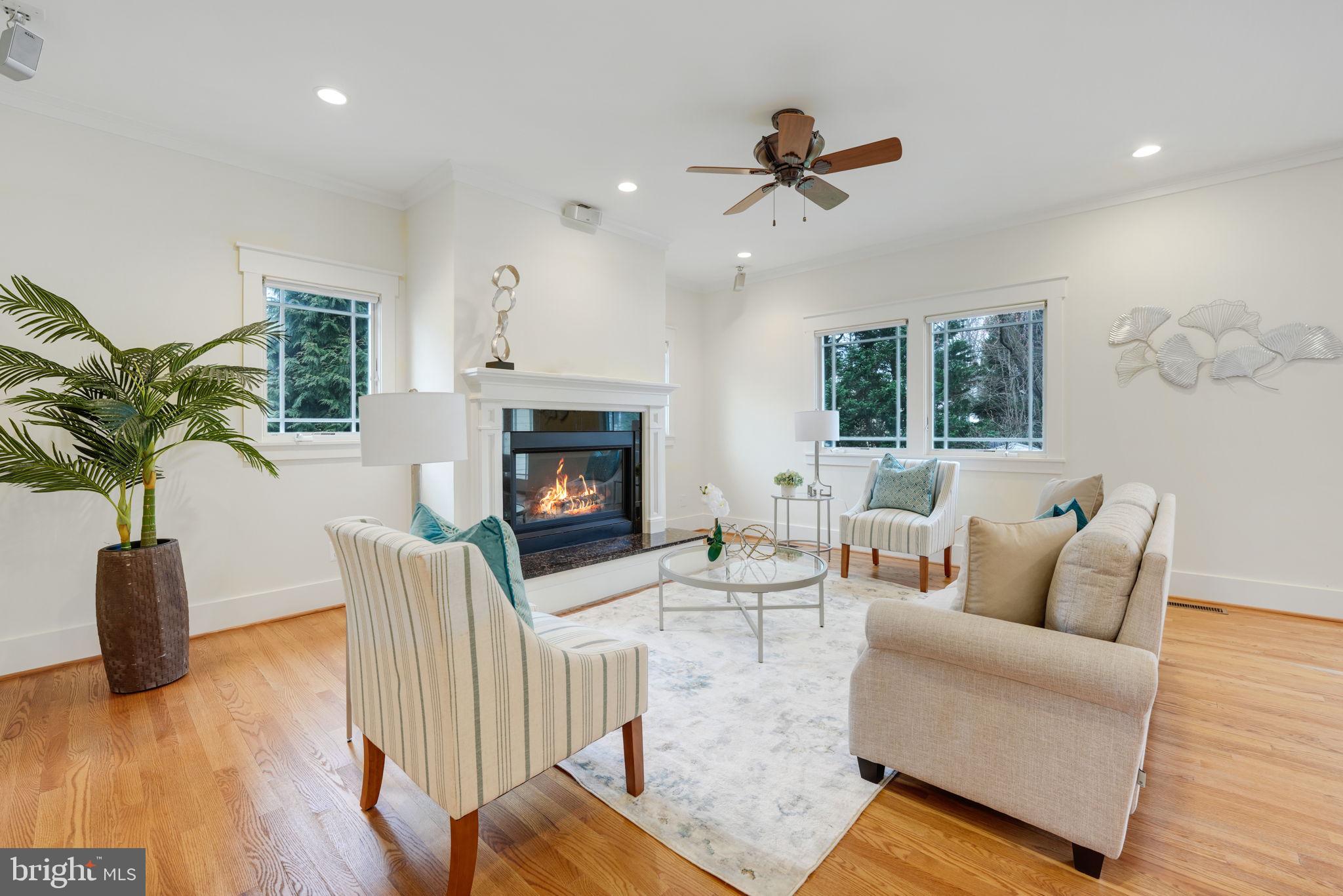 5 Charles Cir SW