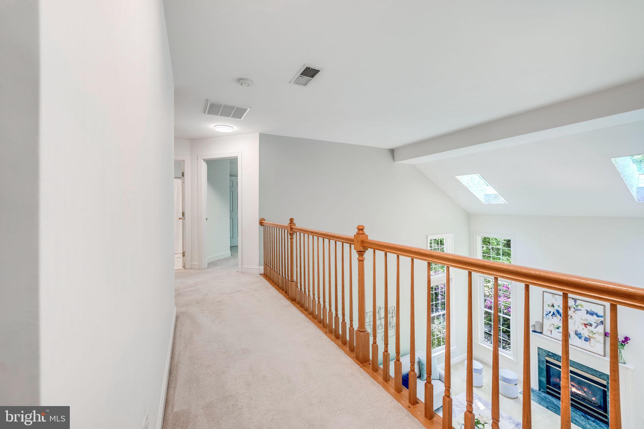 8939 Miller Ln