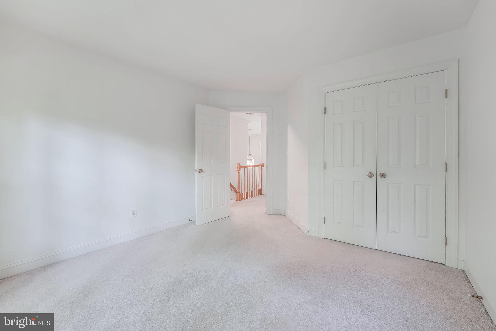8939 Miller Ln