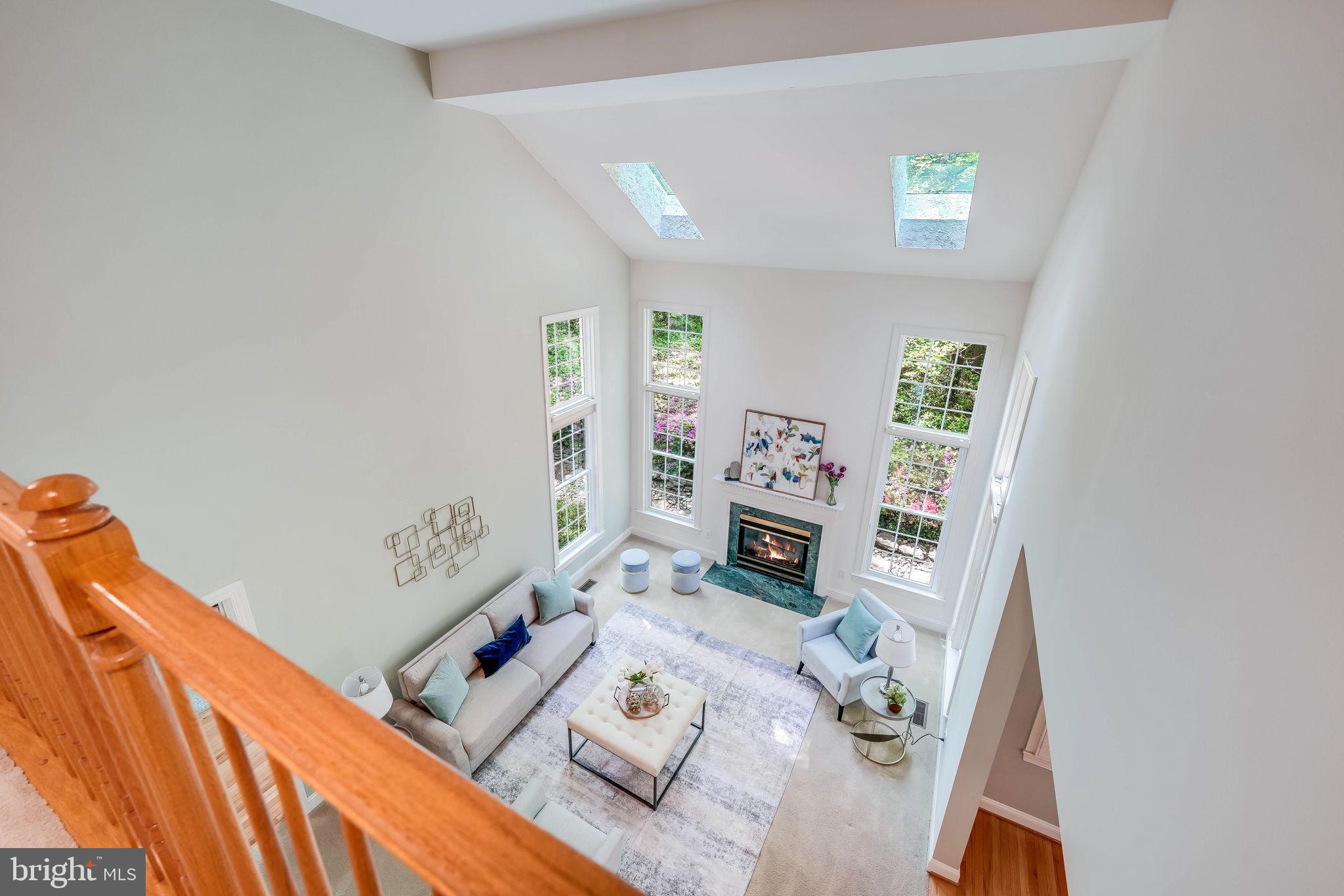 8939 Miller Ln