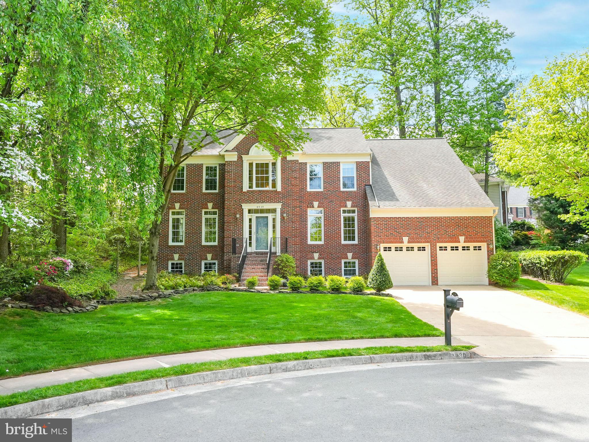8939 Miller Ln