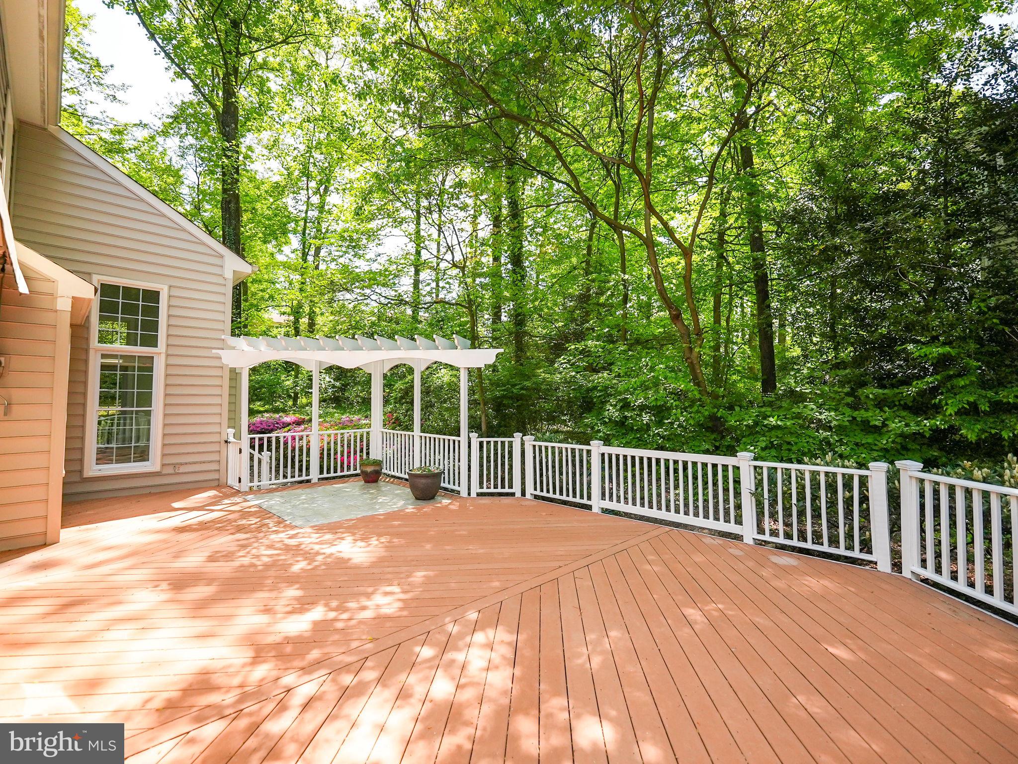 8939 Miller Ln