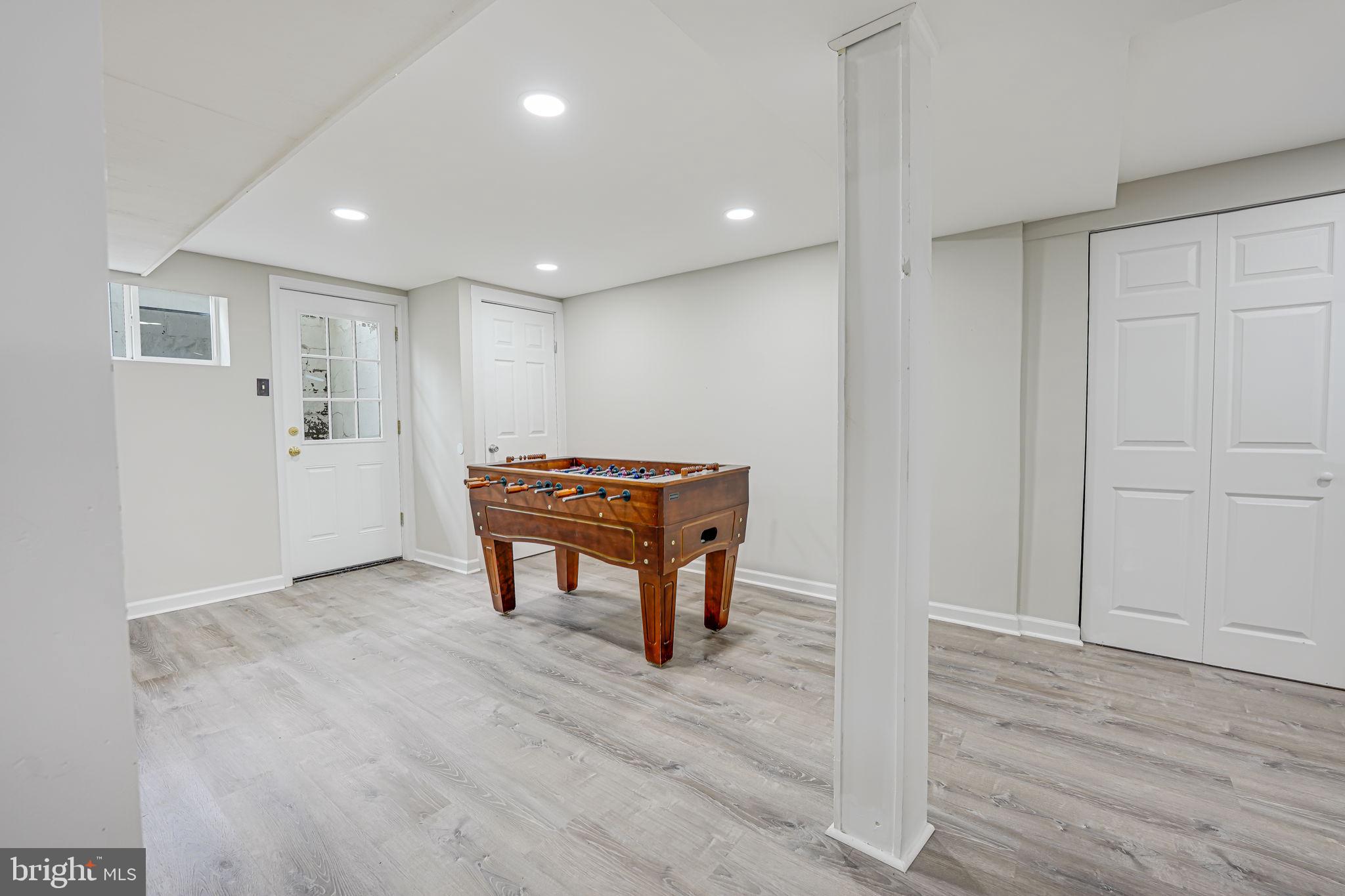9518 Baccarat Dr