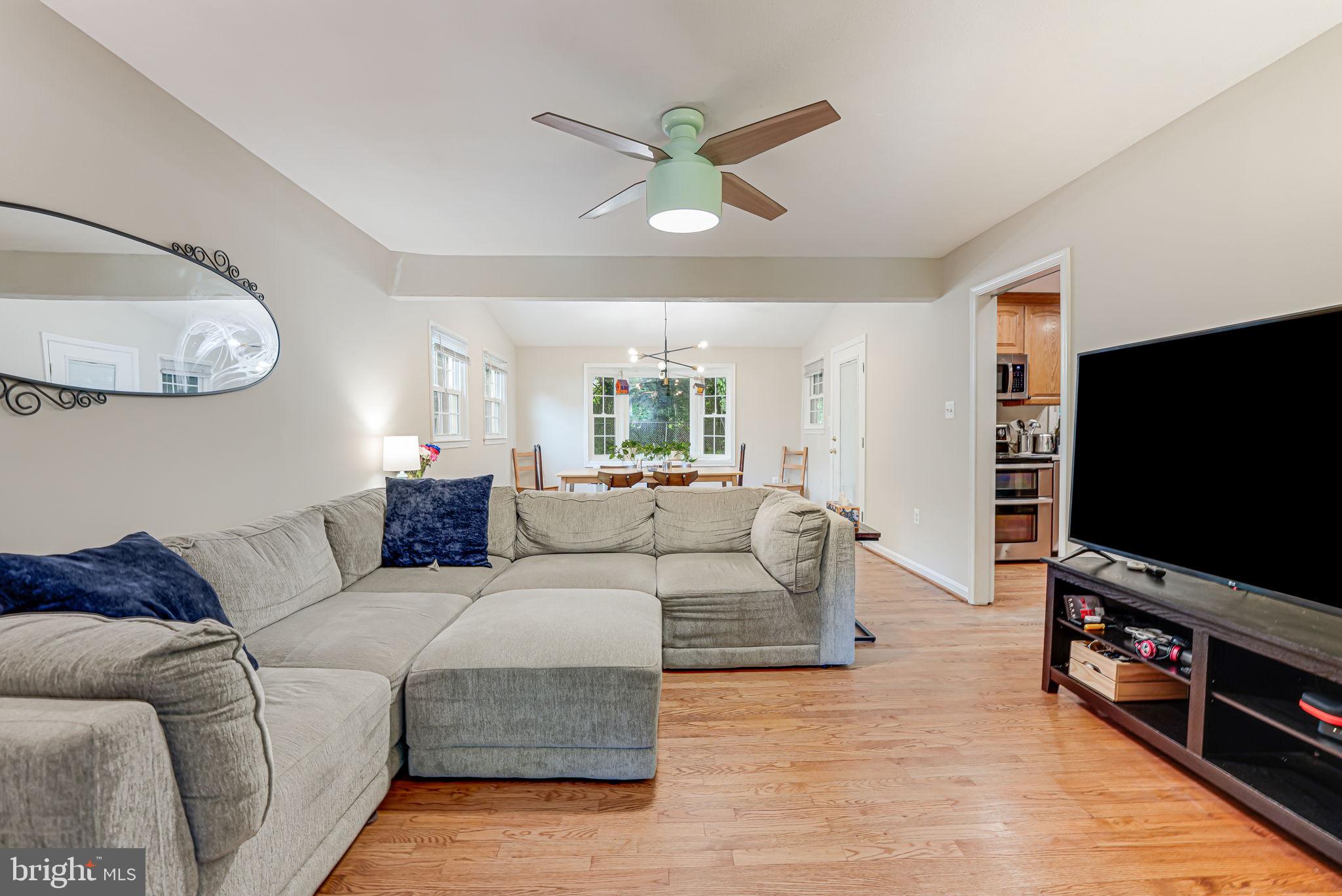 9518 Baccarat Dr