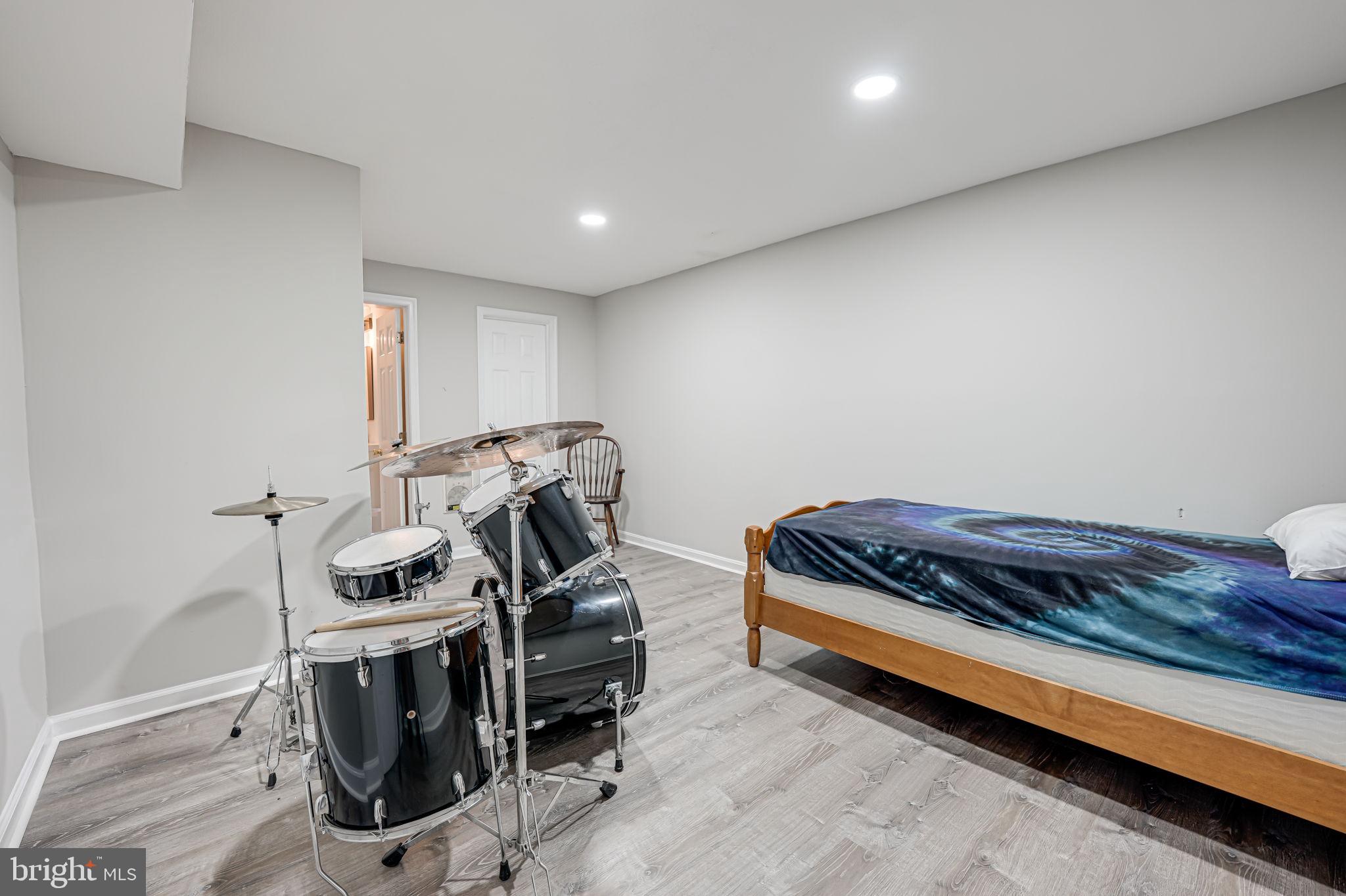 9518 Baccarat Dr