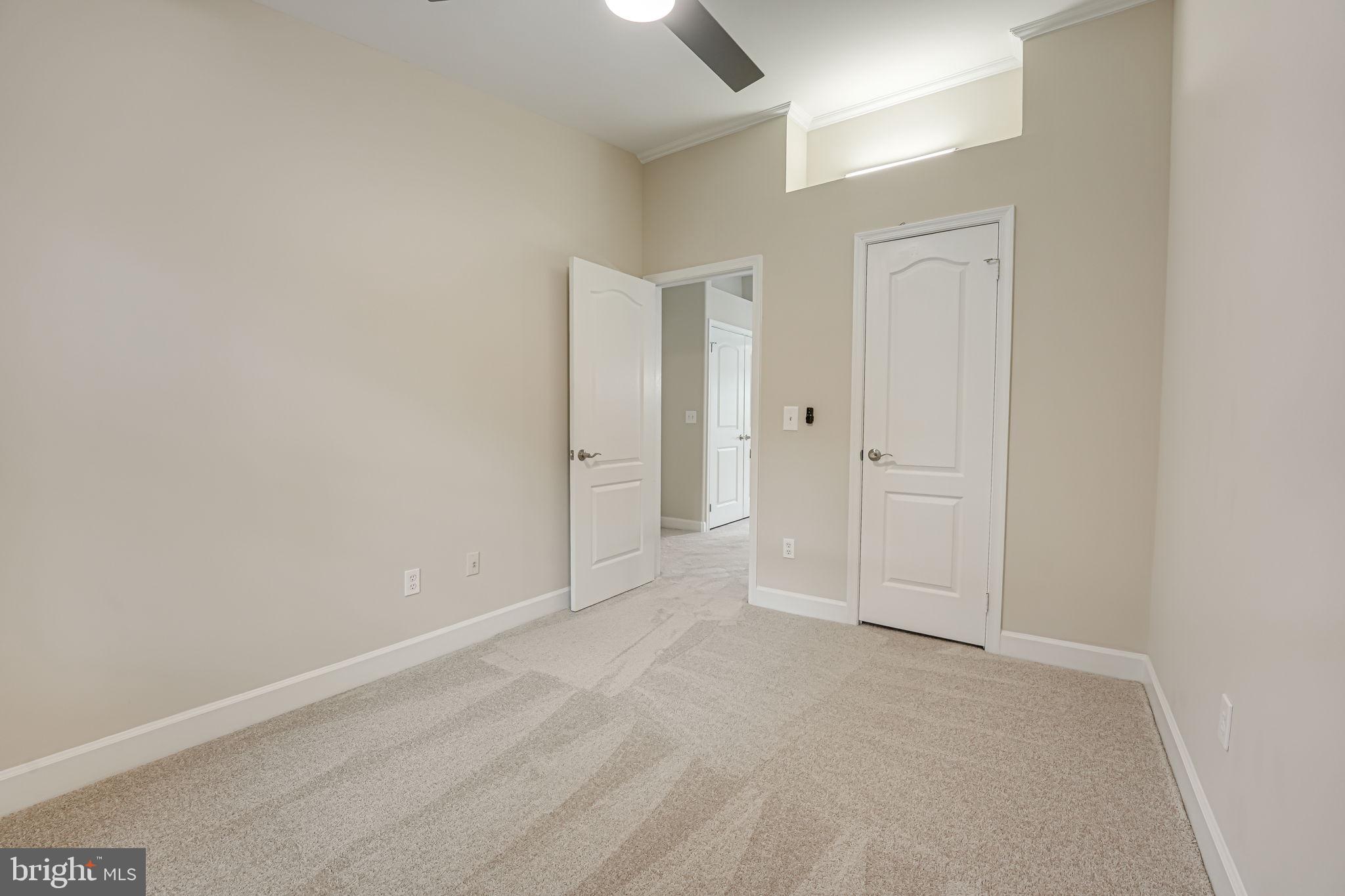 3919 Green Look Ct