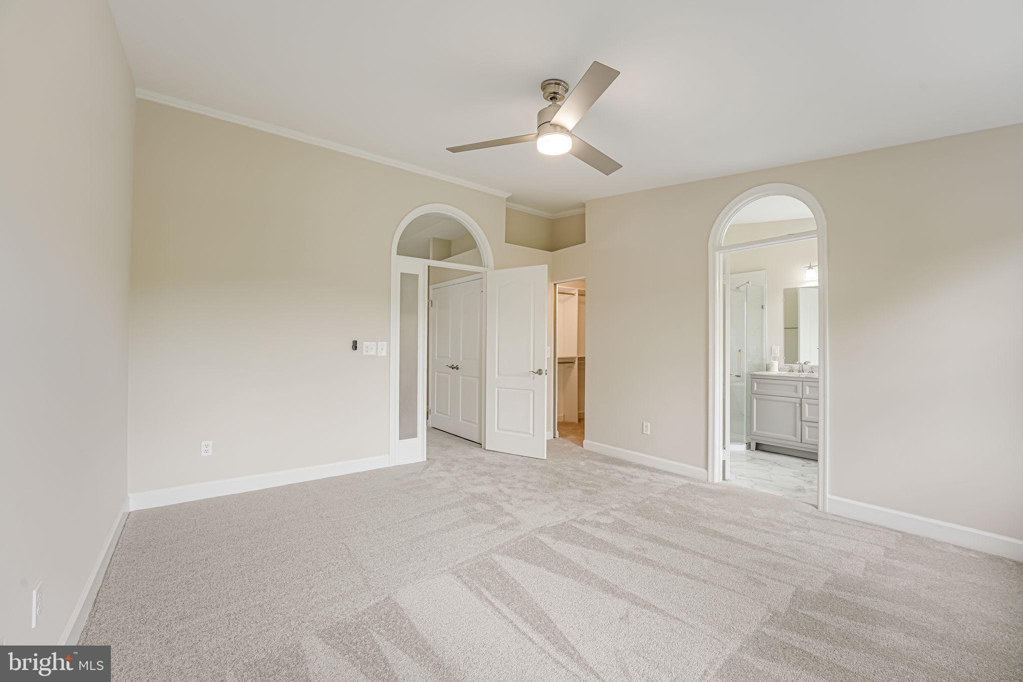 3919 Green Look Ct