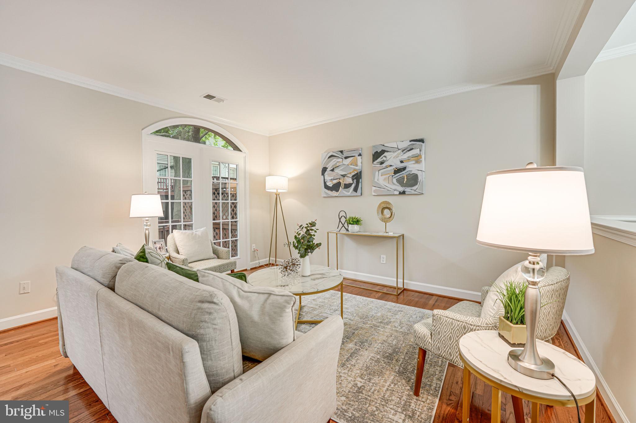3919 Green Look Ct