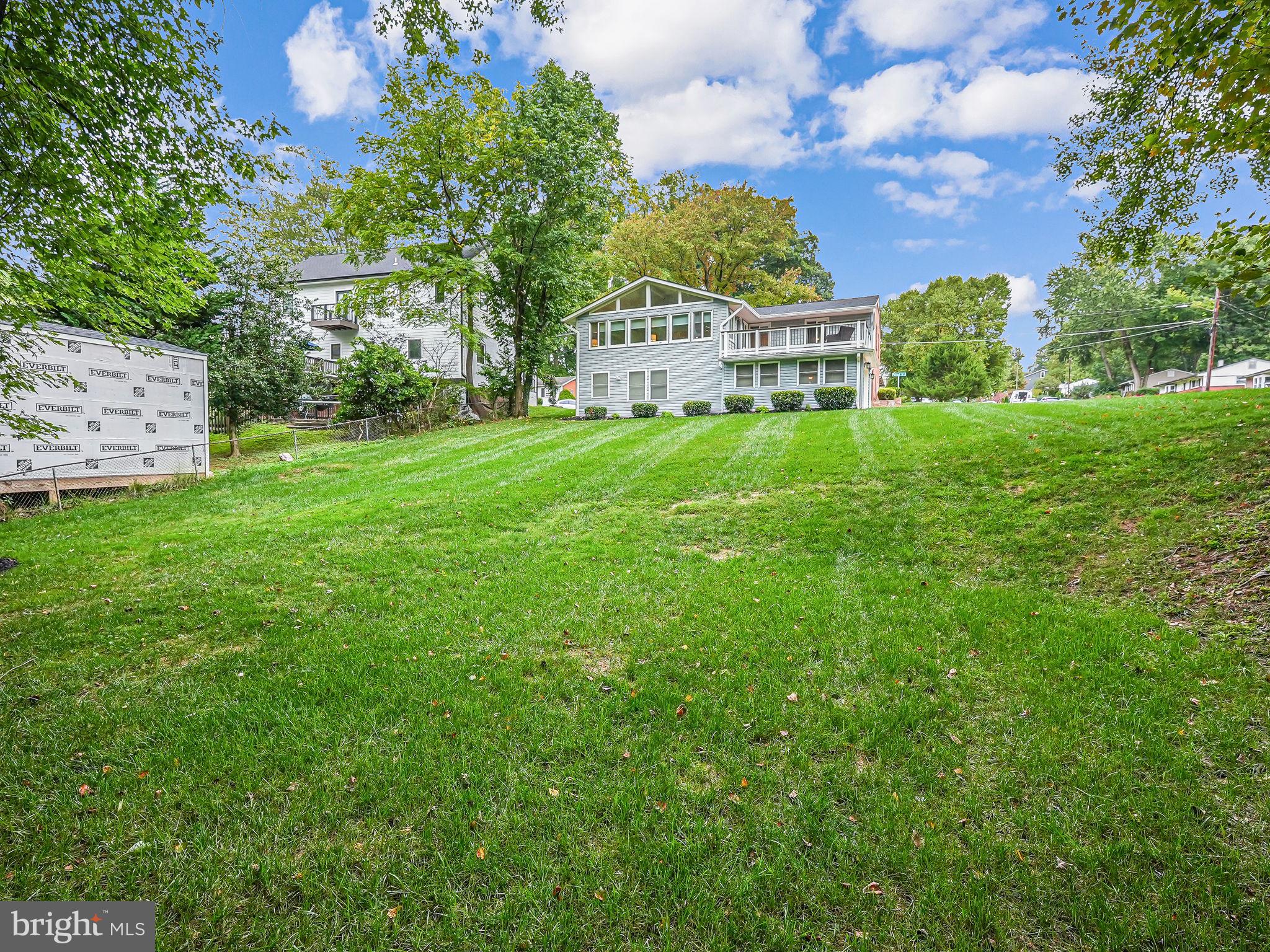 319 Patrick St SW