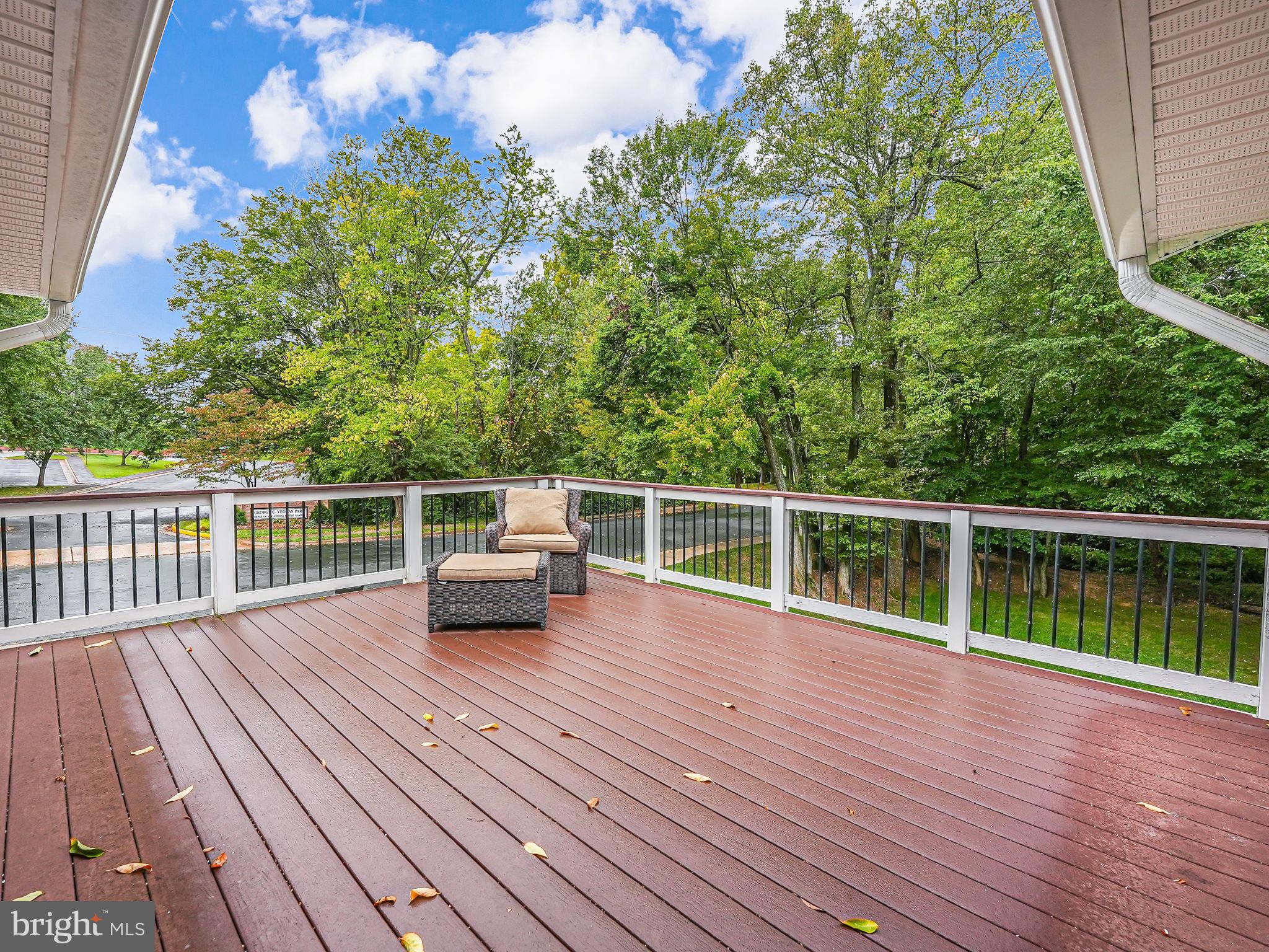 319 Patrick St SW