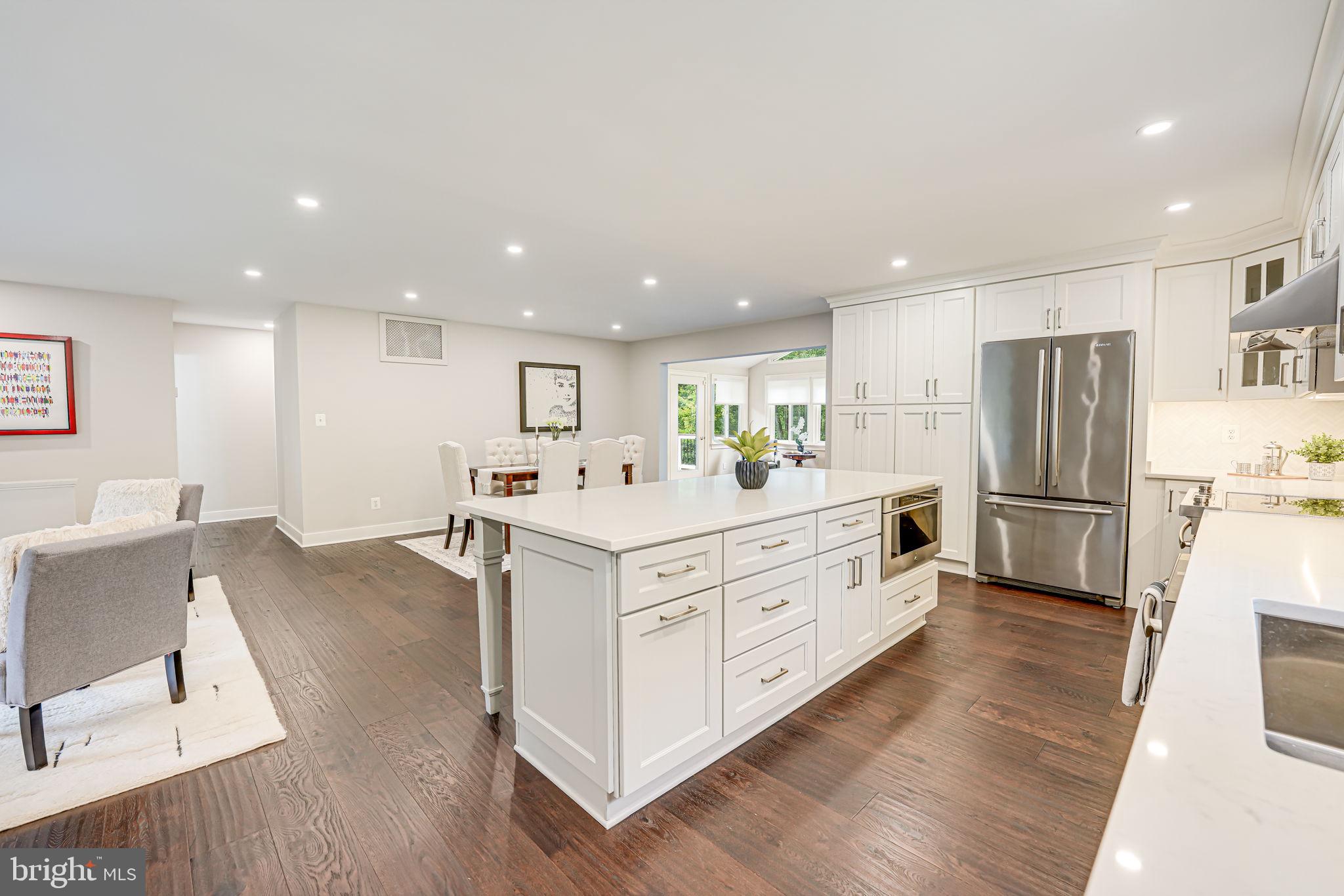 319 Patrick St SW