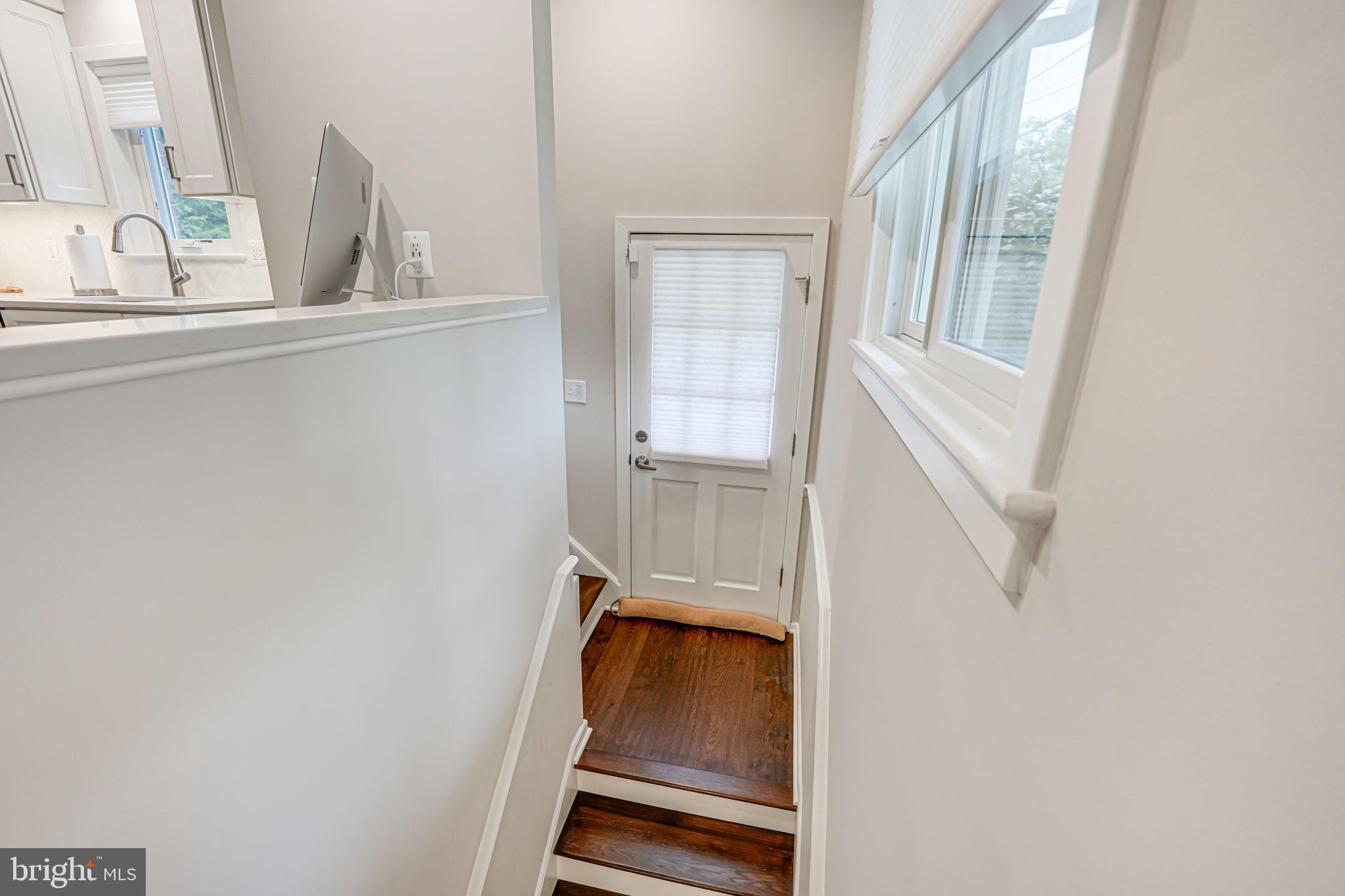 319 Patrick St SW