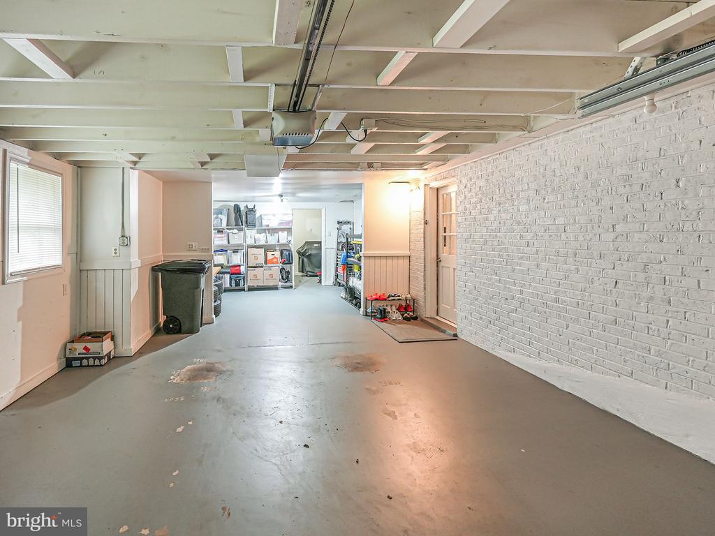319 Patrick St SW