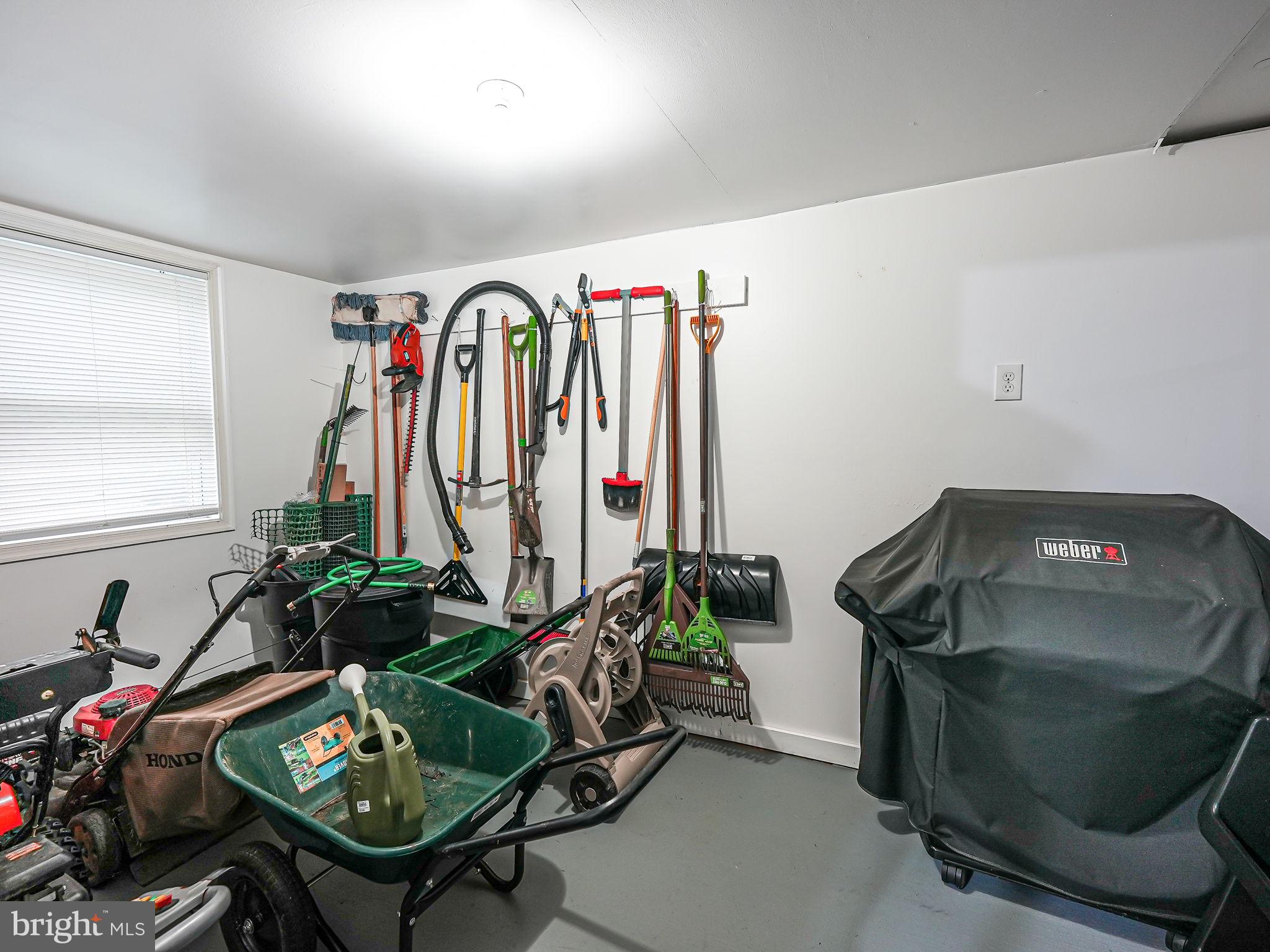 319 Patrick St SW
