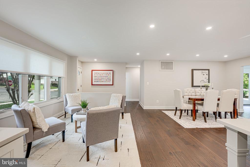 319 Patrick St SW