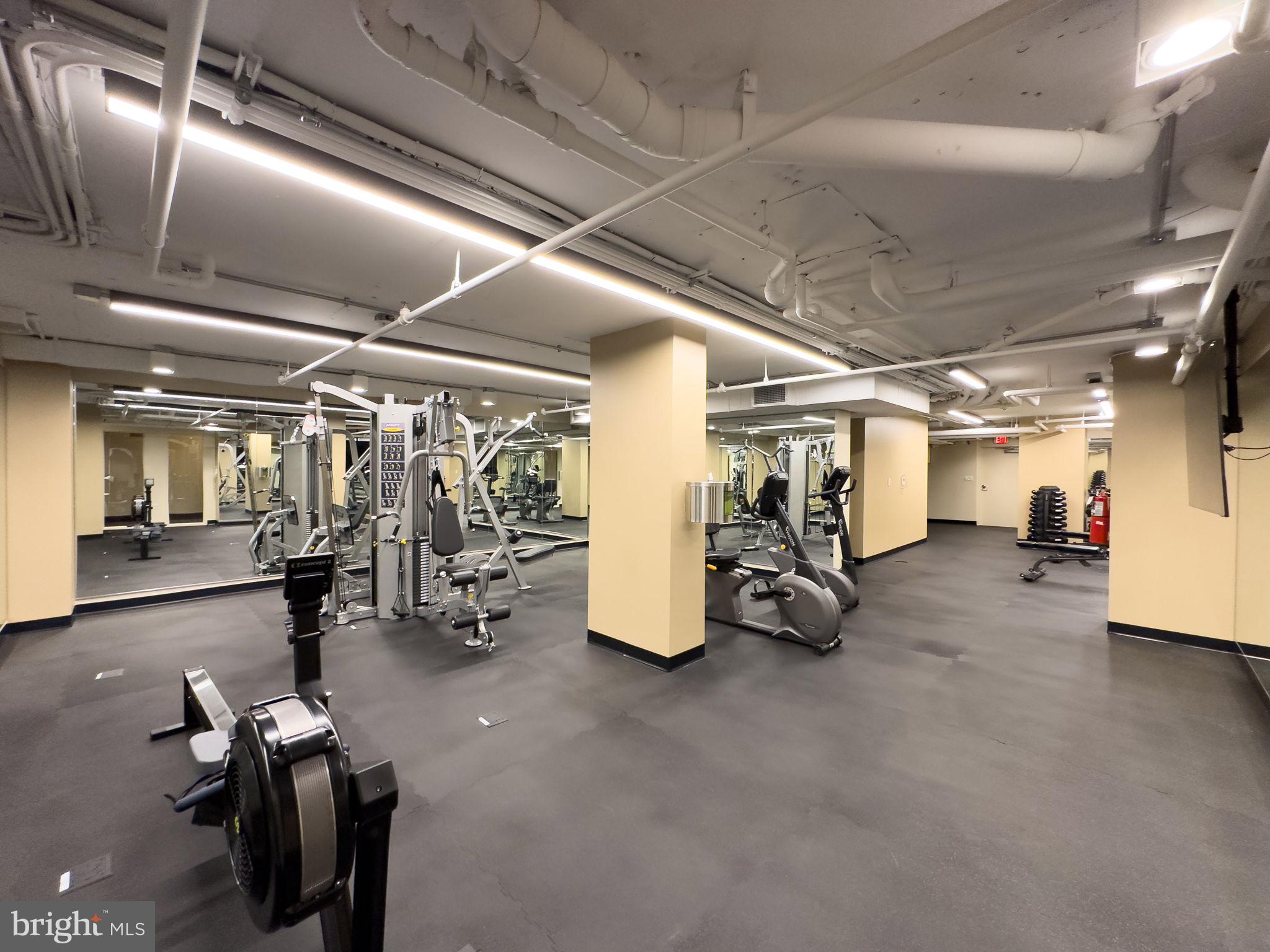 1808 Old Meadow Rd #802