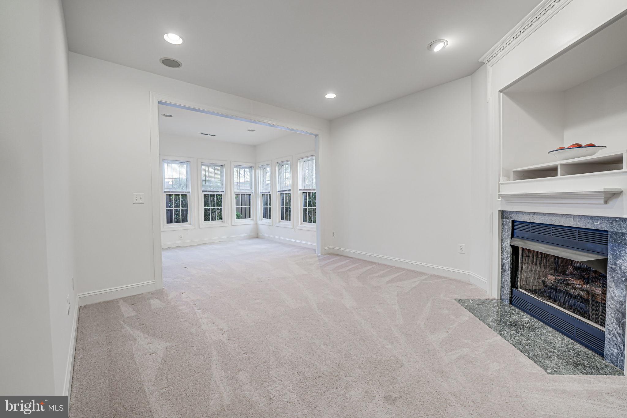 3060 McKinnon Way