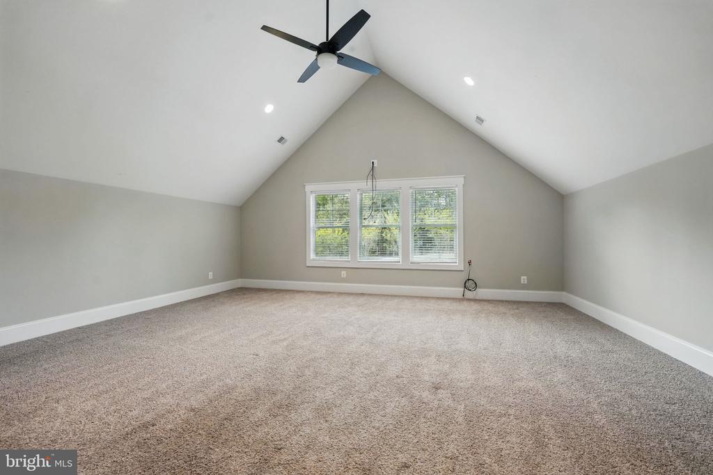 11607 Lawter Ln