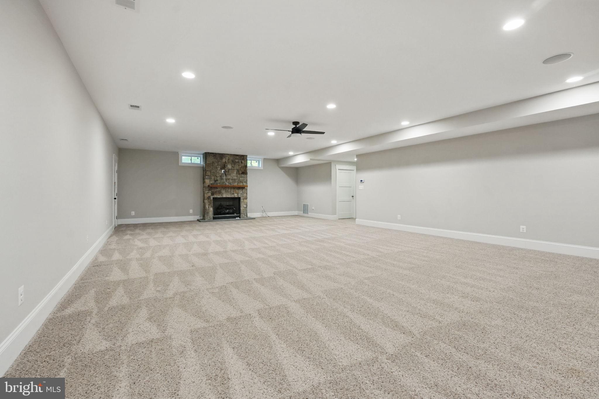 11607 Lawter Ln