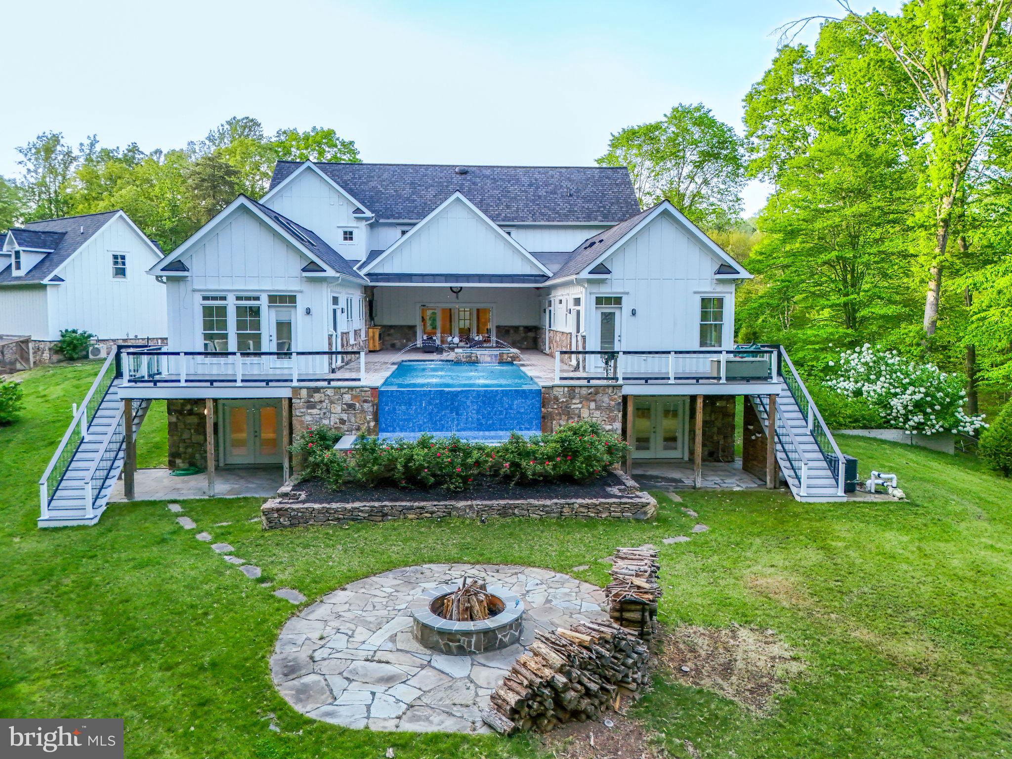 11607 Lawter Ln