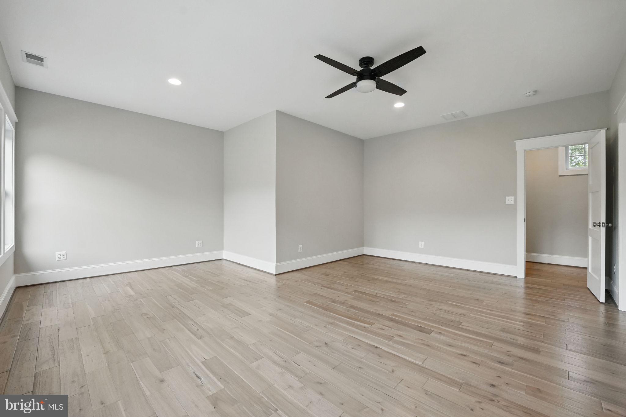 11607 Lawter Ln