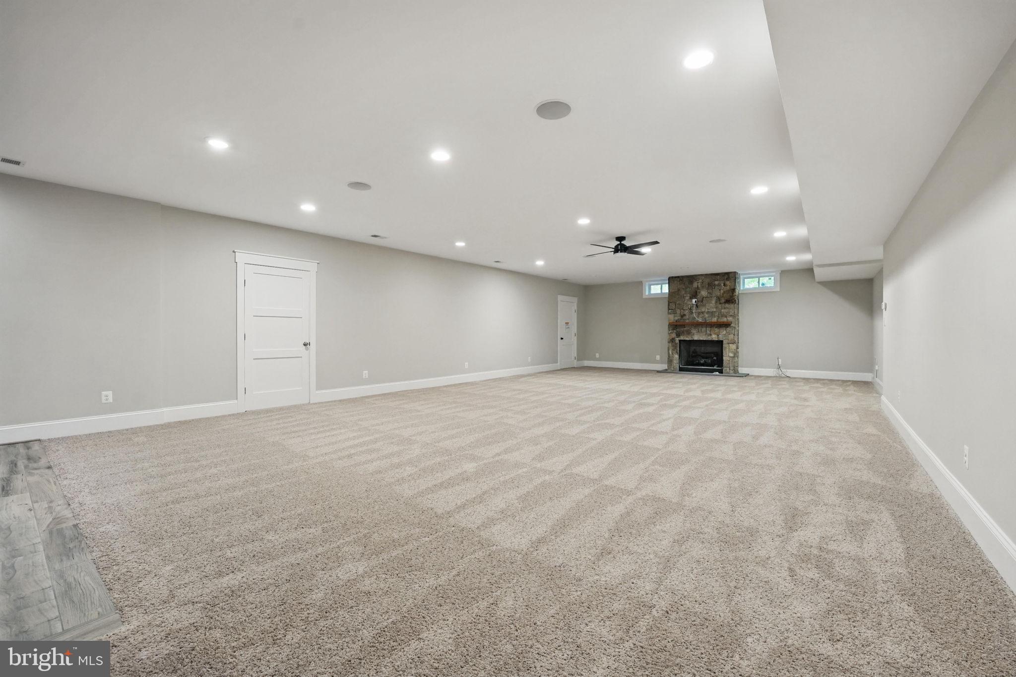 11607 Lawter Ln