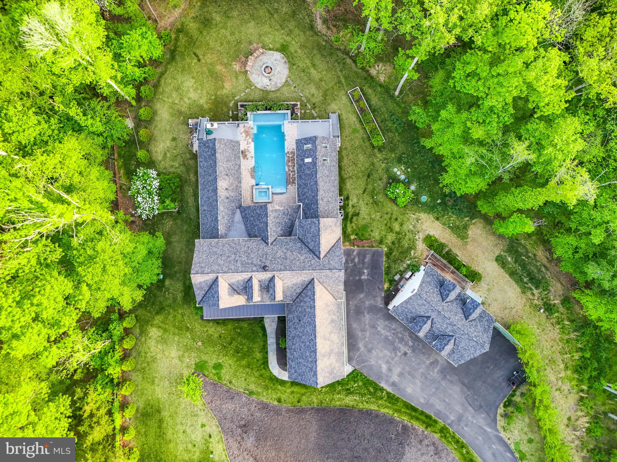 11607 Lawter Ln