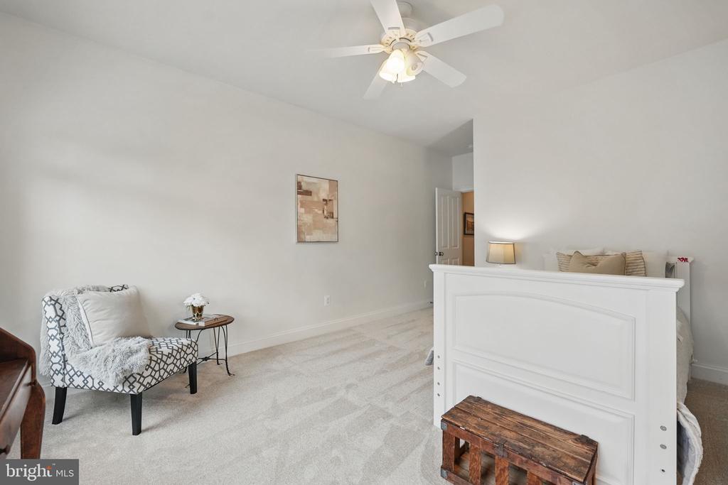 204 Elm St SW