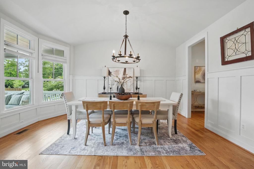 204 Elm St SW