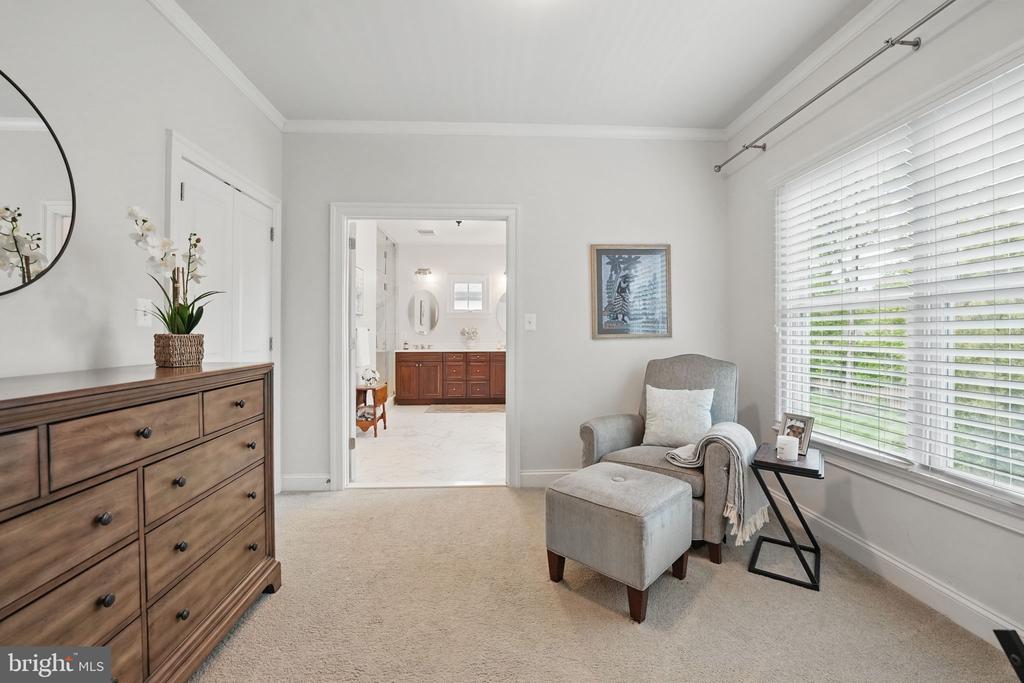 204 Elm St SW