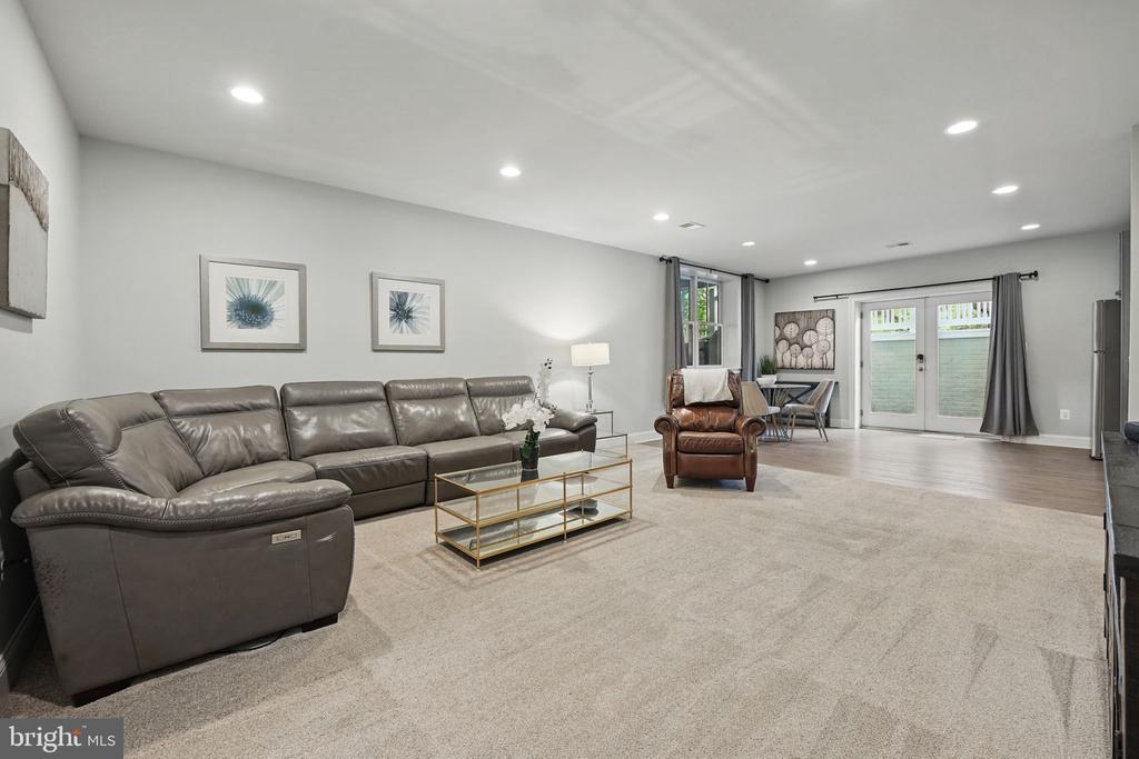 204 Elm St SW