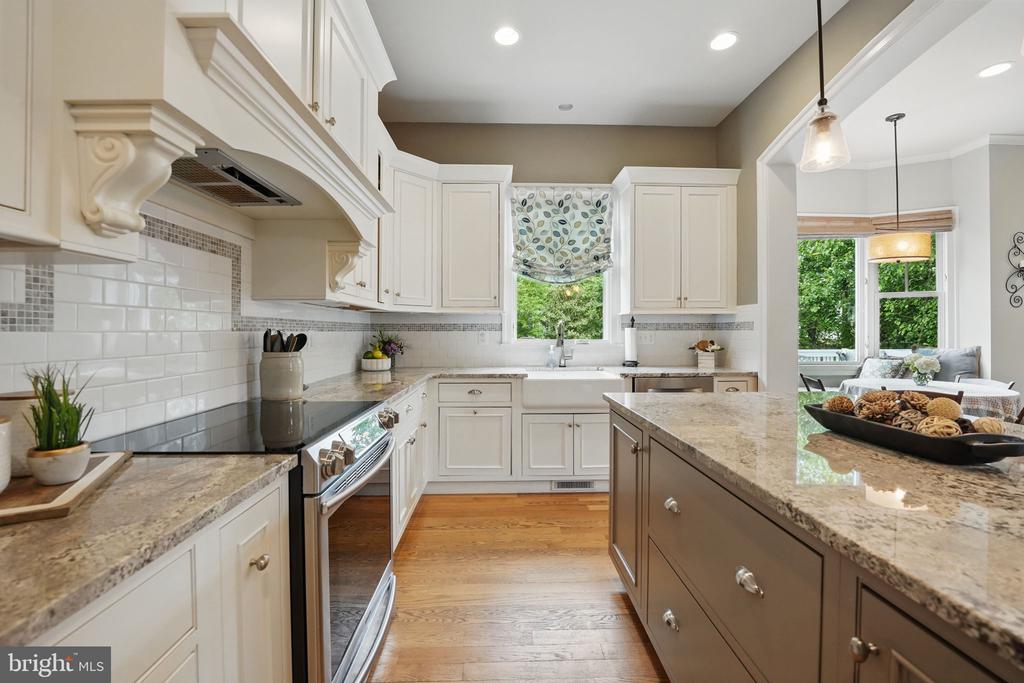 204 Elm St SW