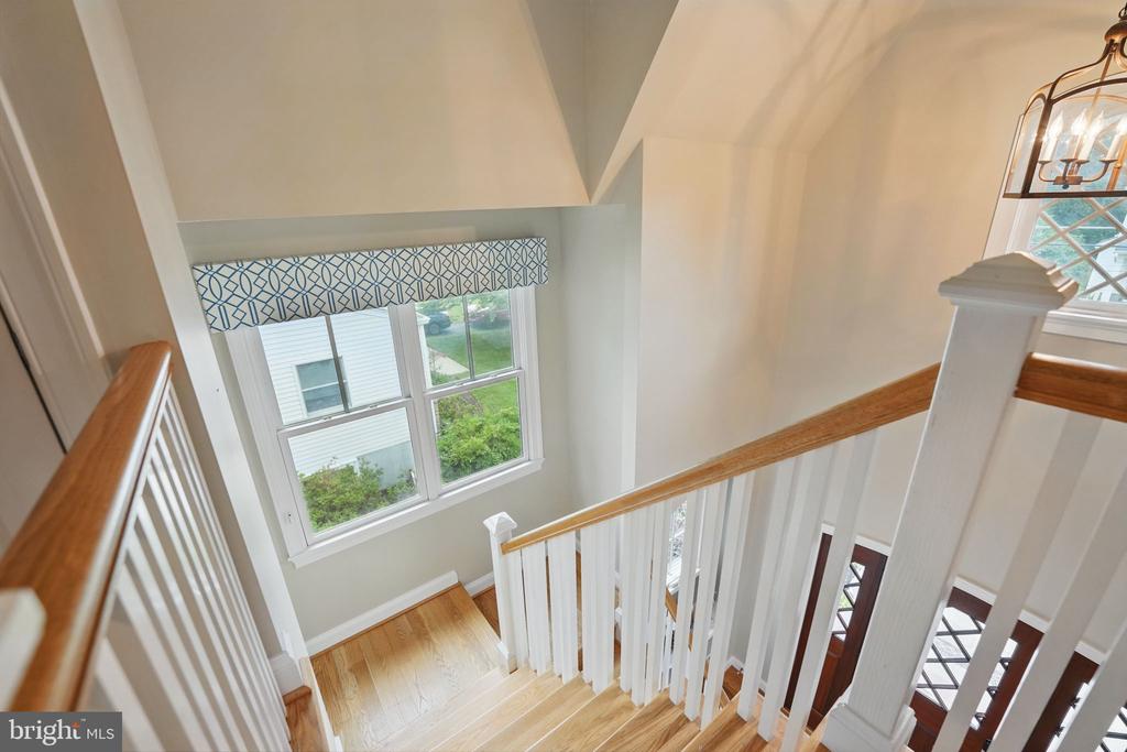 204 Elm St SW