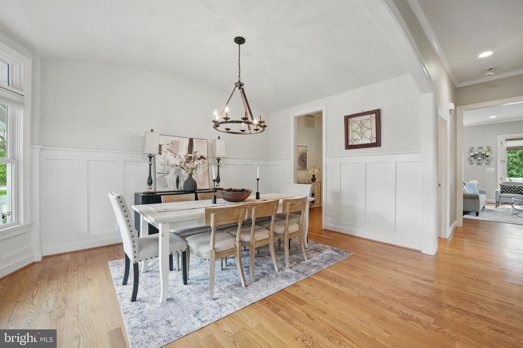 204 Elm St SW