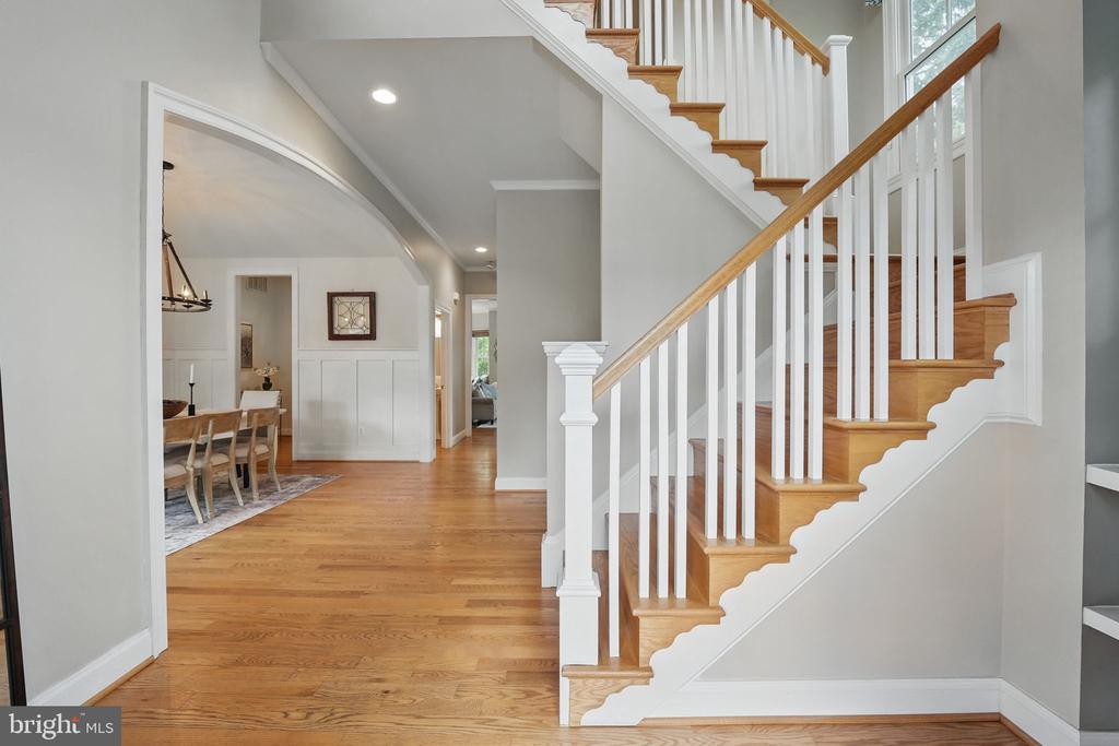 204 Elm St SW