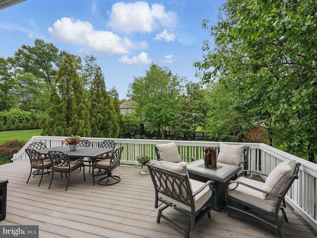 204 Elm St SW