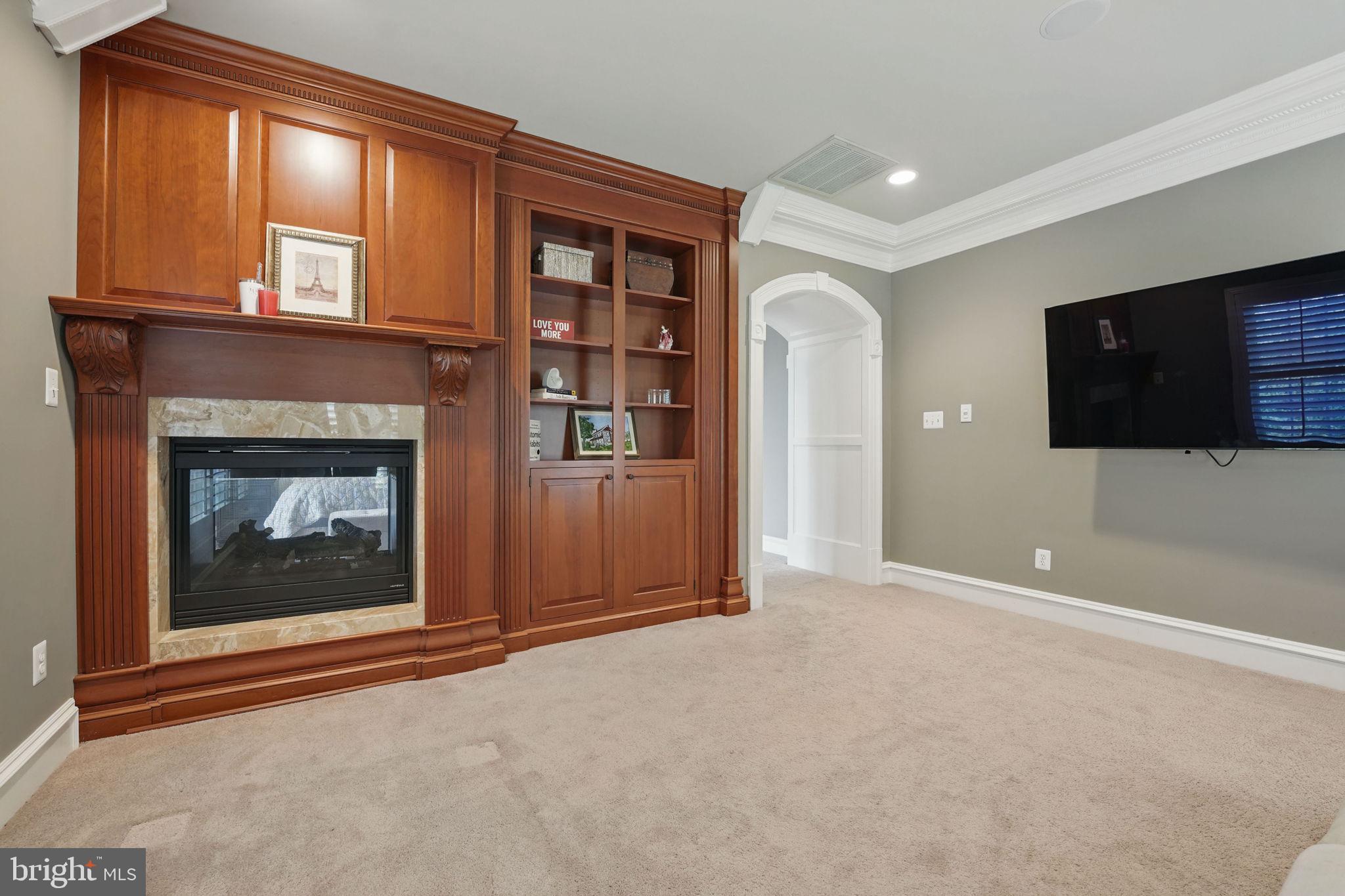 2555 Vale Ridge Ct