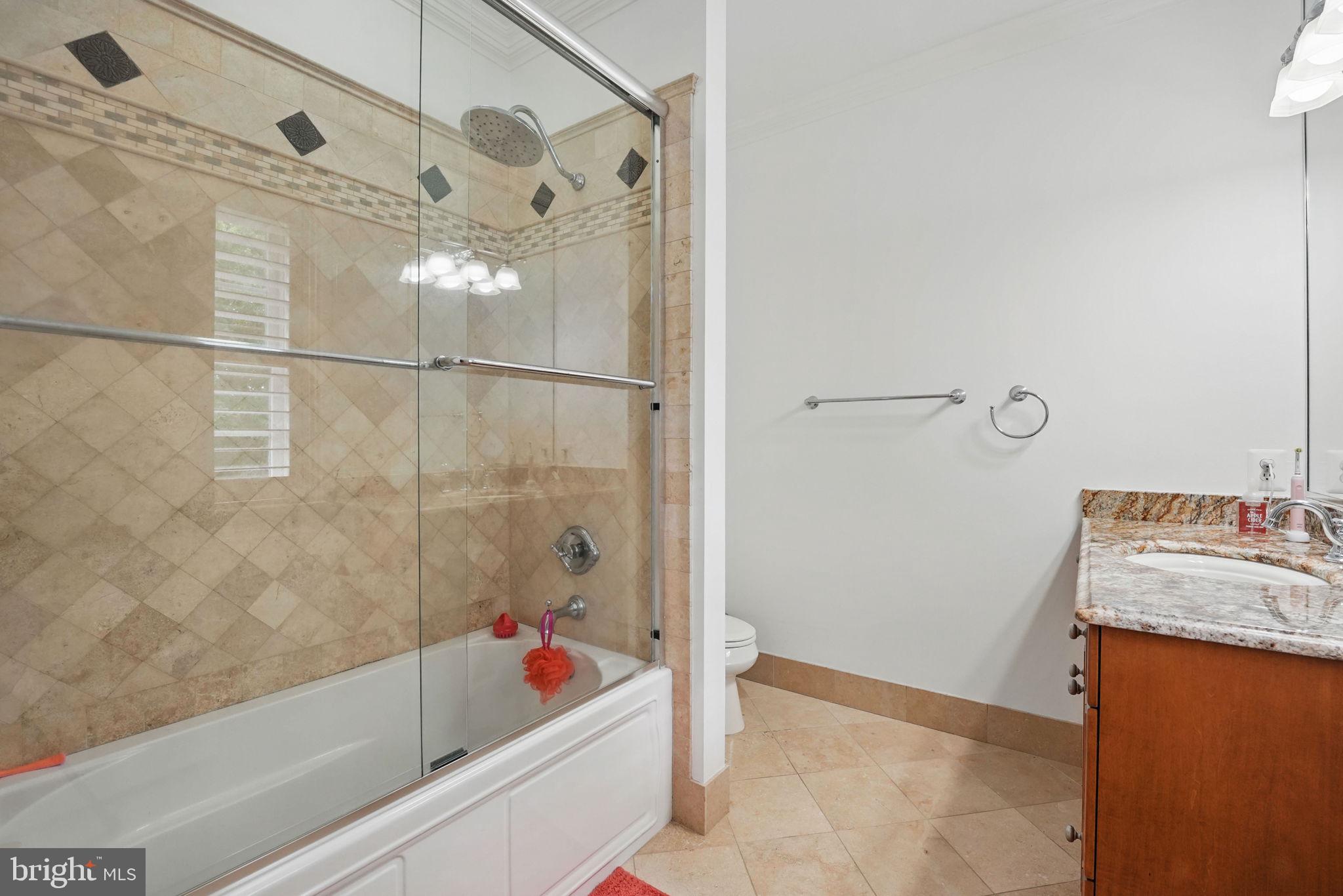 2555 Vale Ridge Ct