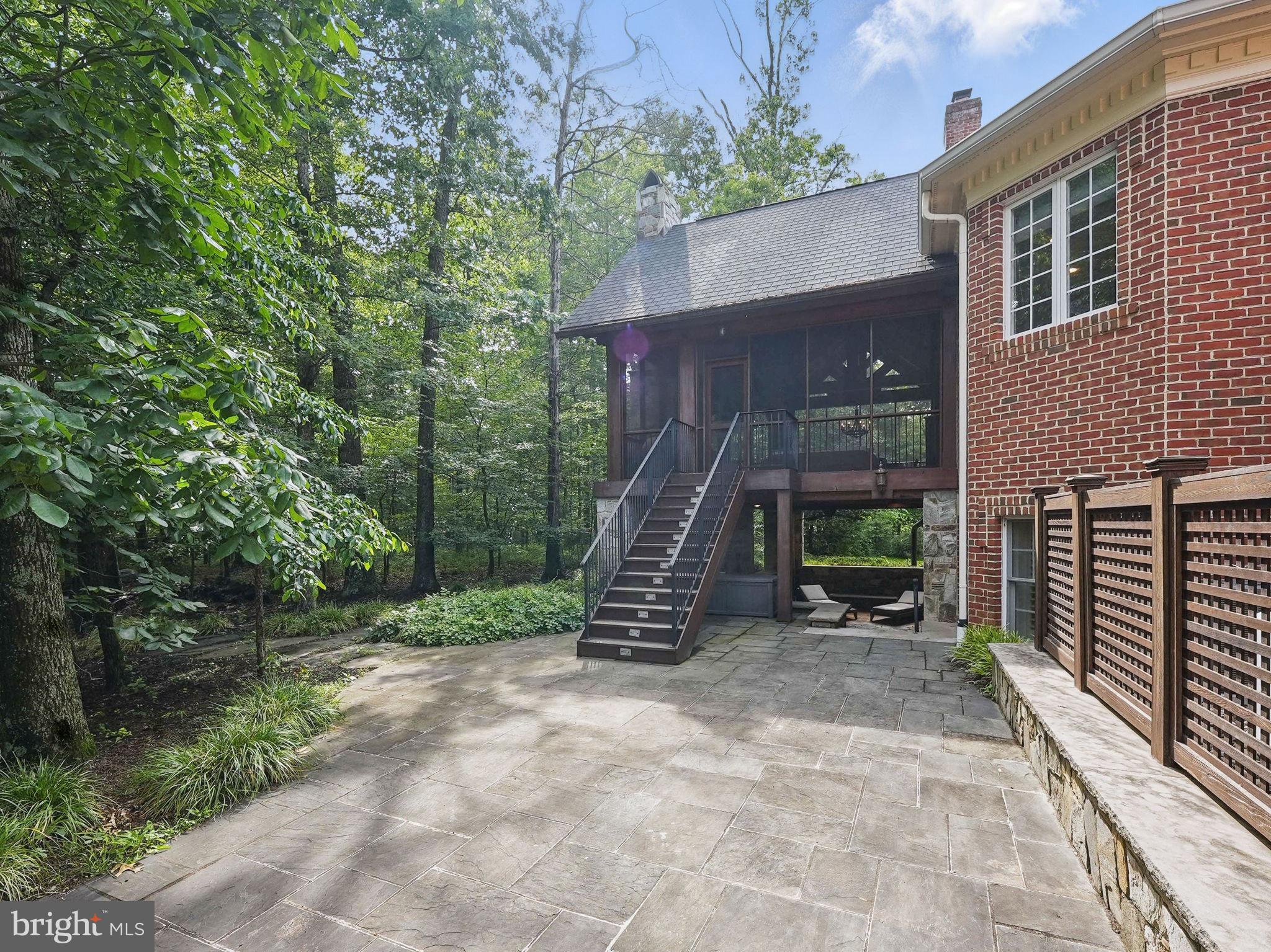 2555 Vale Ridge Ct