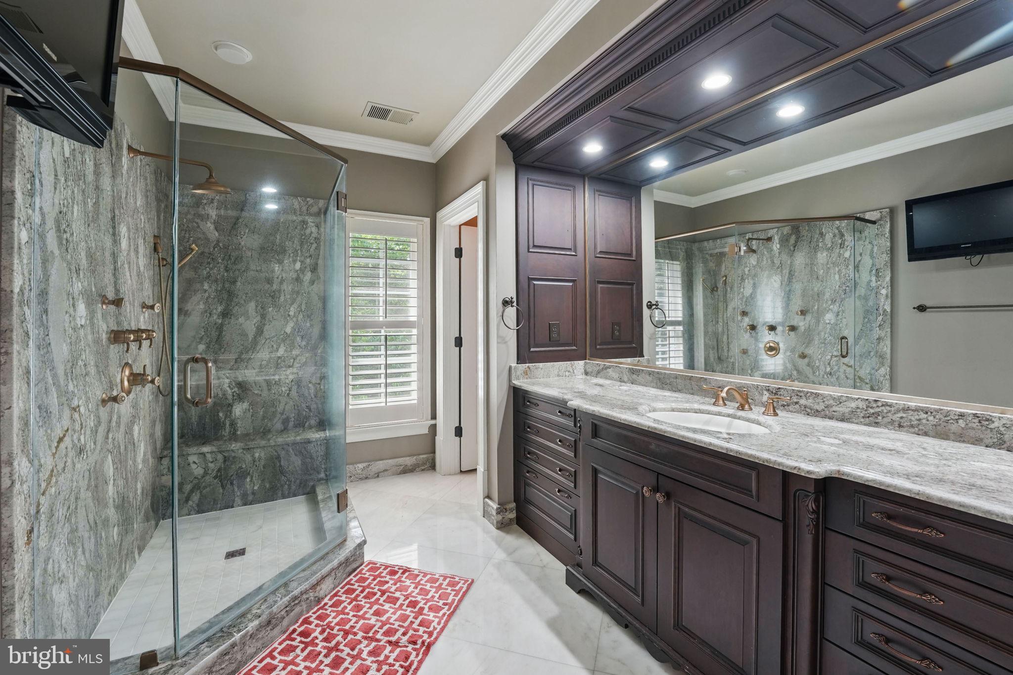 2555 Vale Ridge Ct