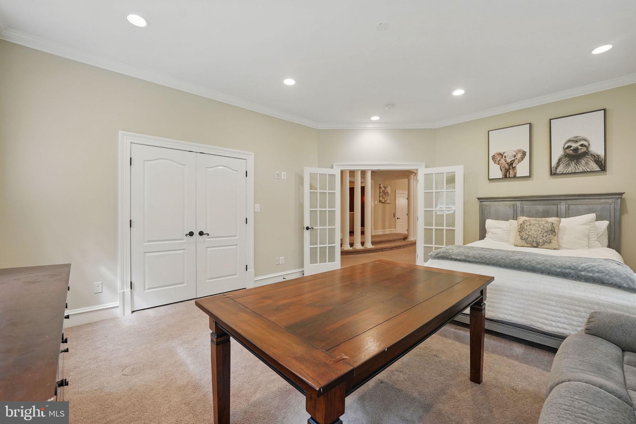 2555 Vale Ridge Ct