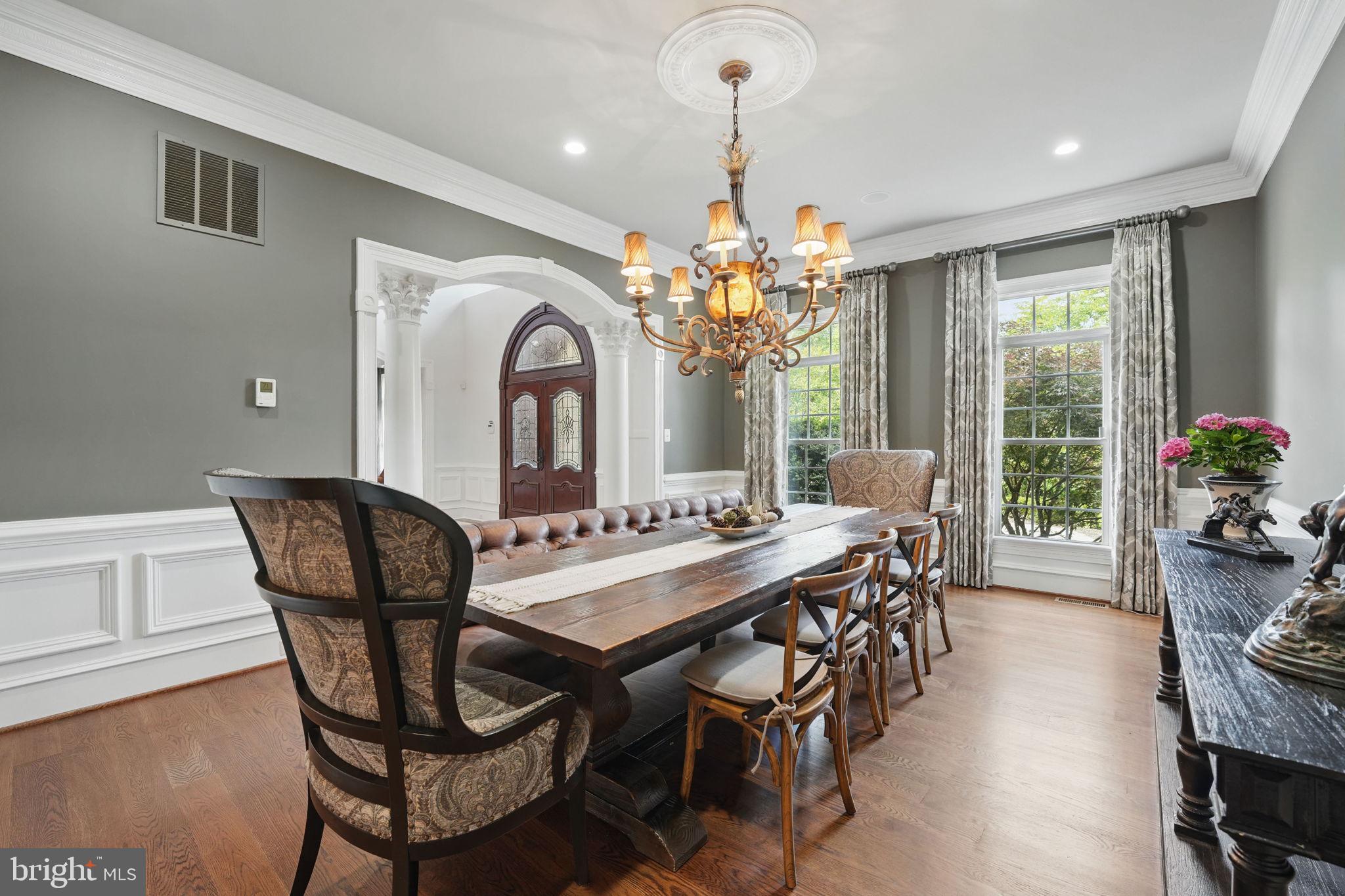 2555 Vale Ridge Ct