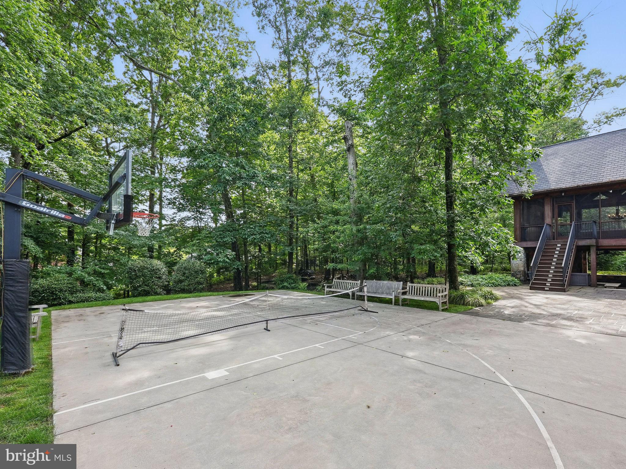 2555 Vale Ridge Ct