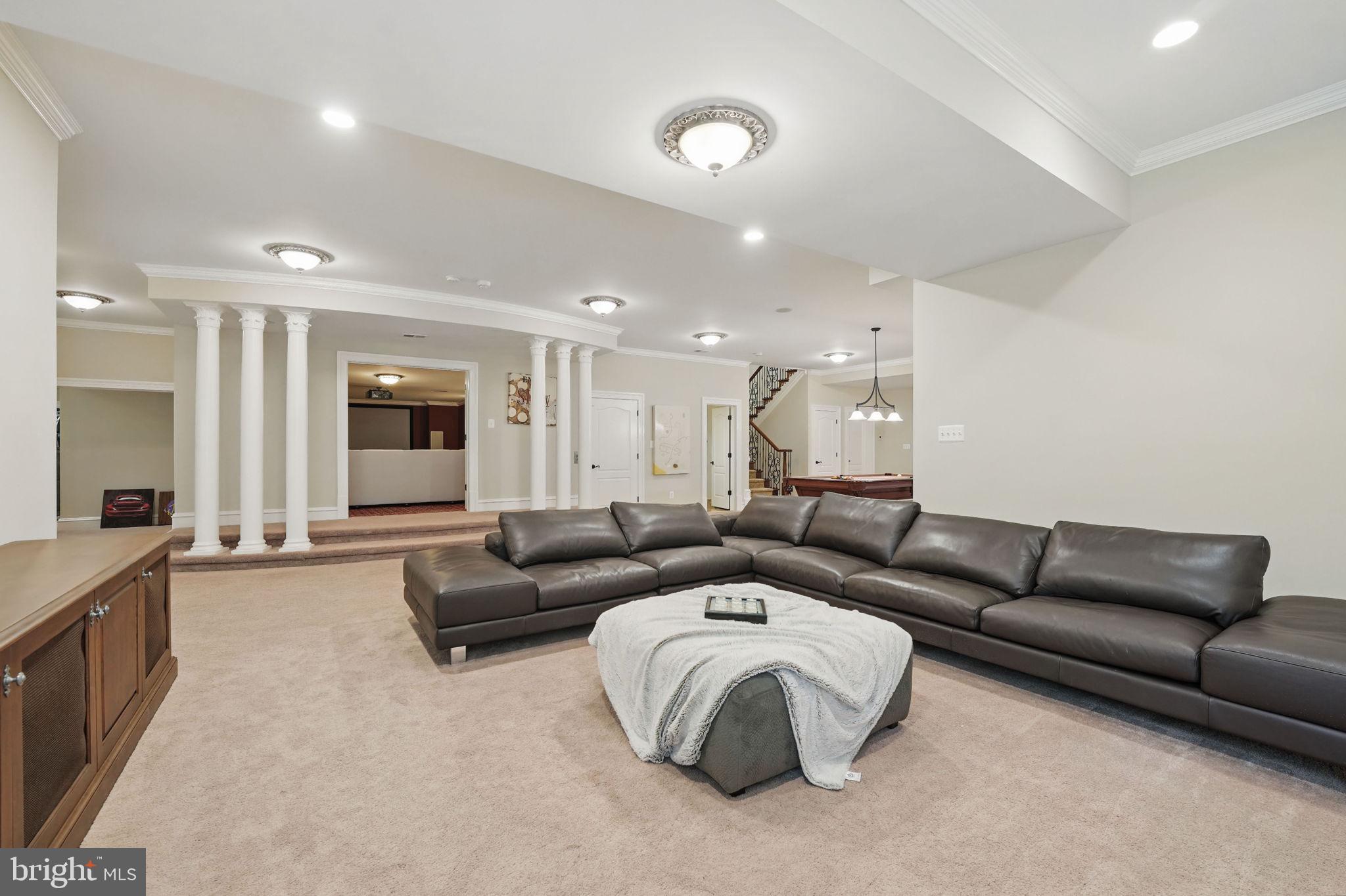 2555 Vale Ridge Ct