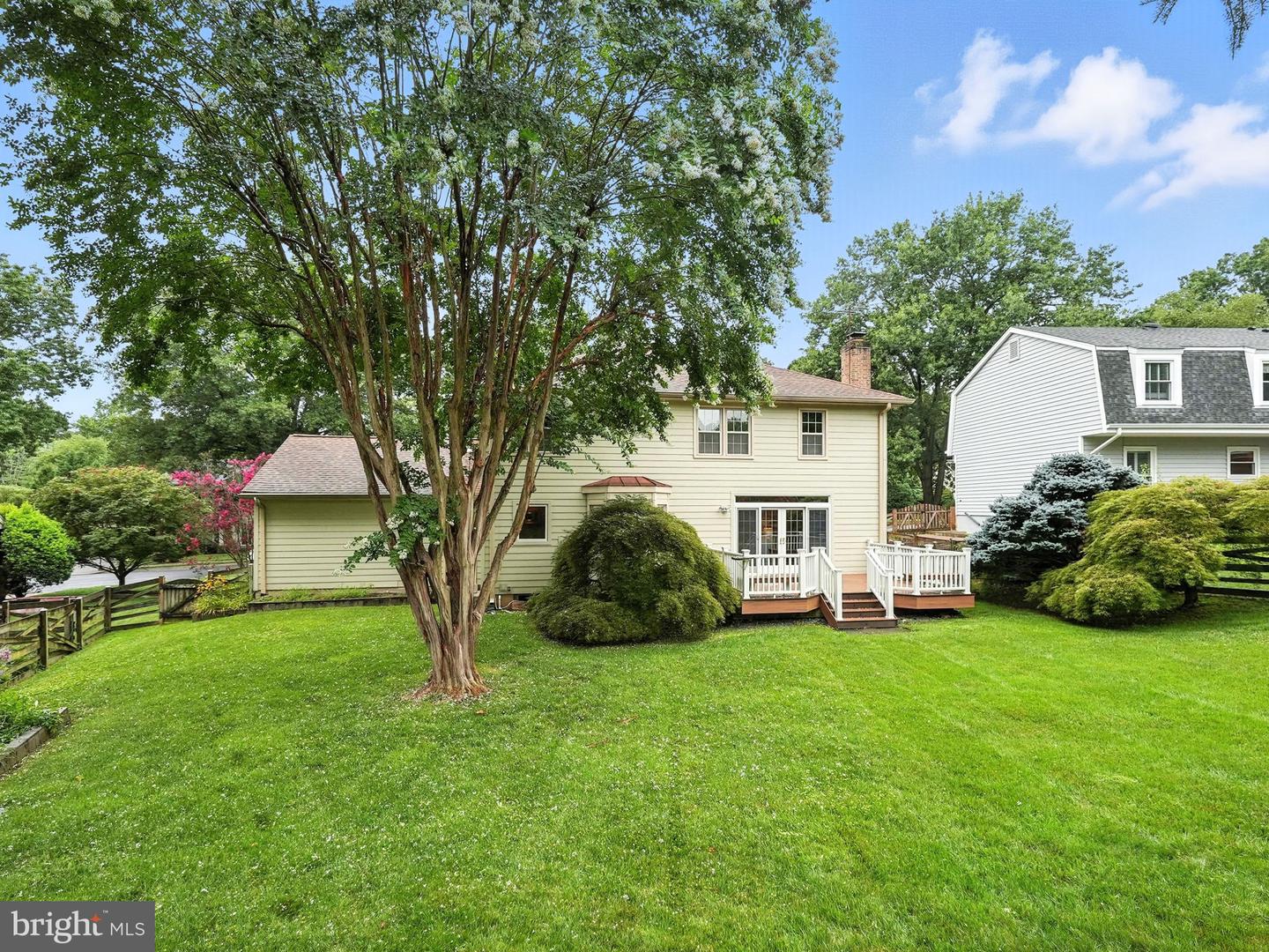 7013 Hundsford Ln