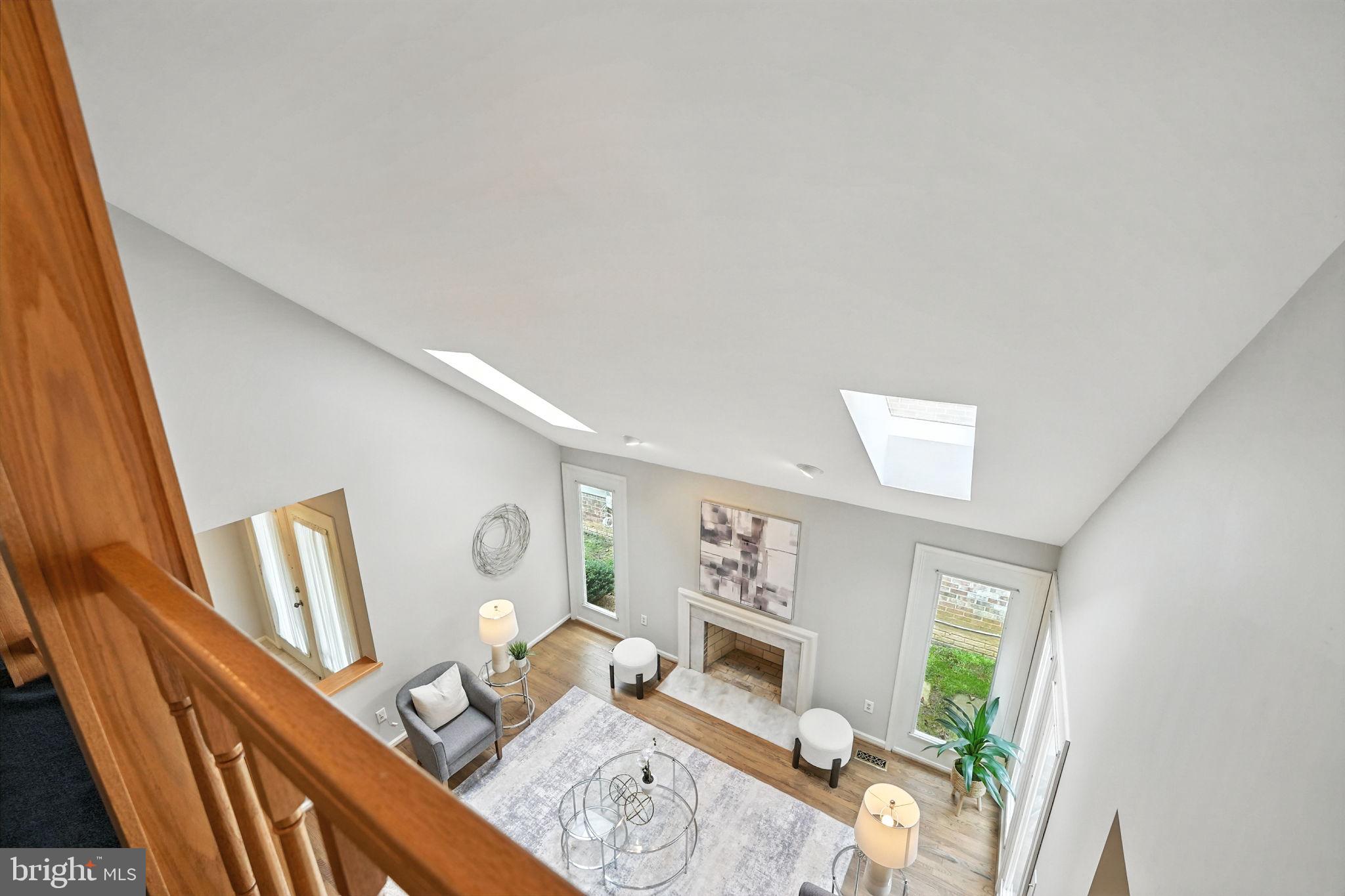 2907 Elmtop Ct